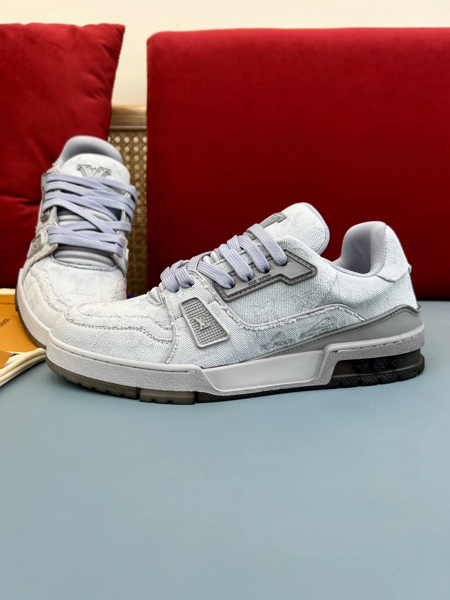Louis Vuitton Trainer Sneaker Light Grey Low – Replica Shoes & Louis Vuitton Fake Neat 325