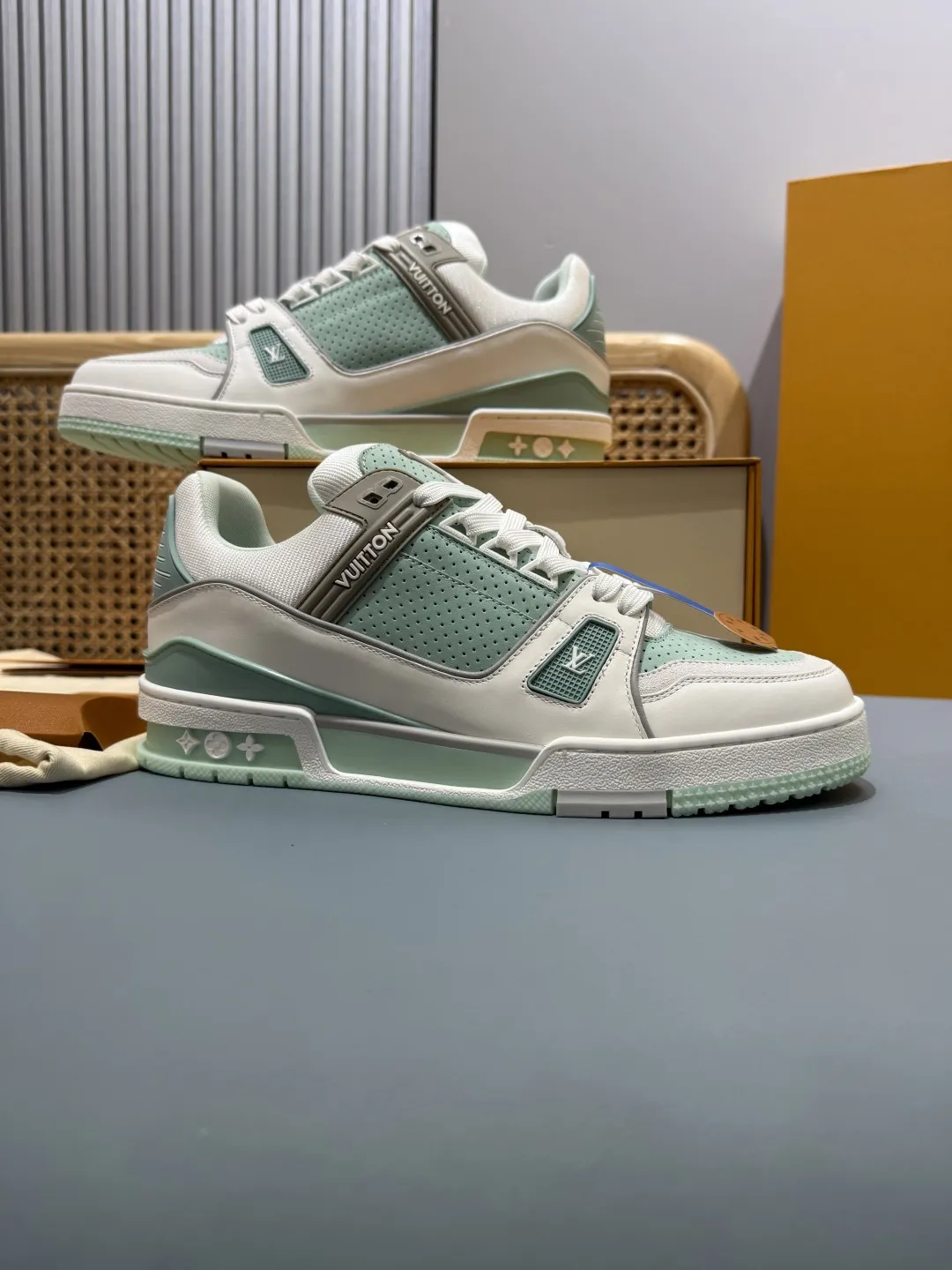 UrbanChic Louis Vuitton Trainer Sneaker Mint Green  – Replica Shoes & Louis Vuitton Replica 384