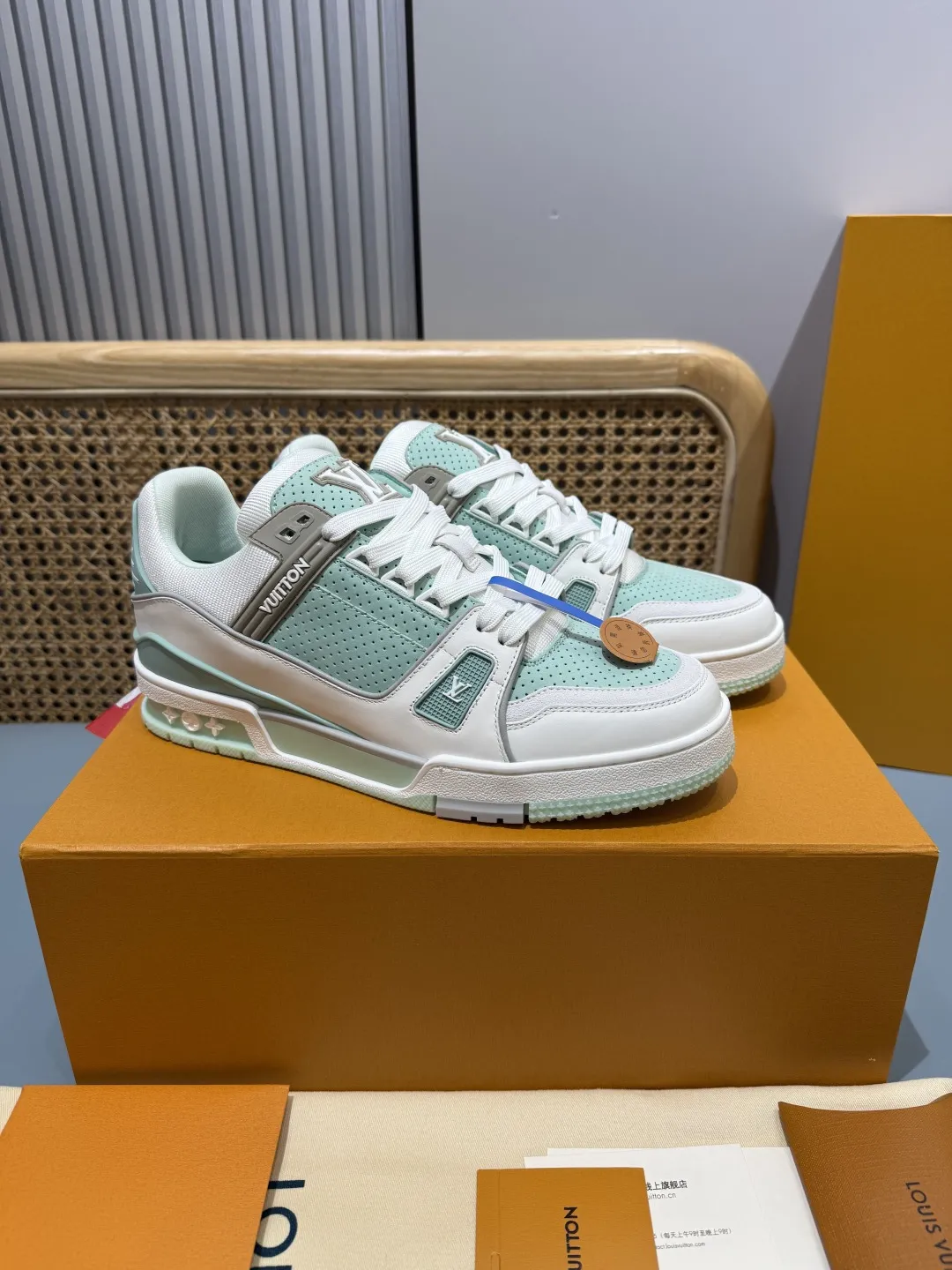 UrbanChic Louis Vuitton Trainer Sneaker Mint Green  – Replica Shoes & Louis Vuitton Replica 384