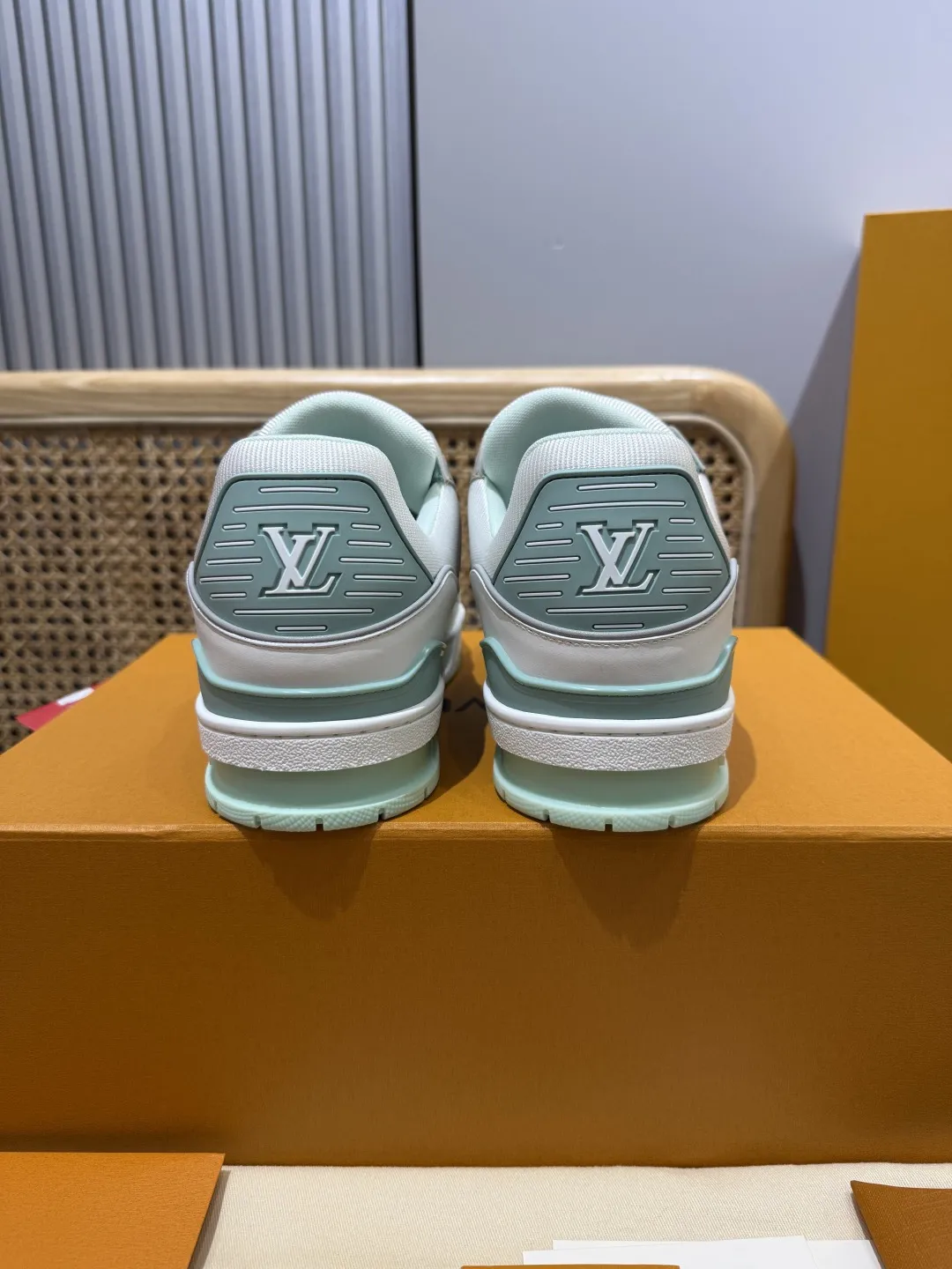 UrbanChic Louis Vuitton Trainer Sneaker Mint Green  – Replica Shoes & Louis Vuitton Replica 384