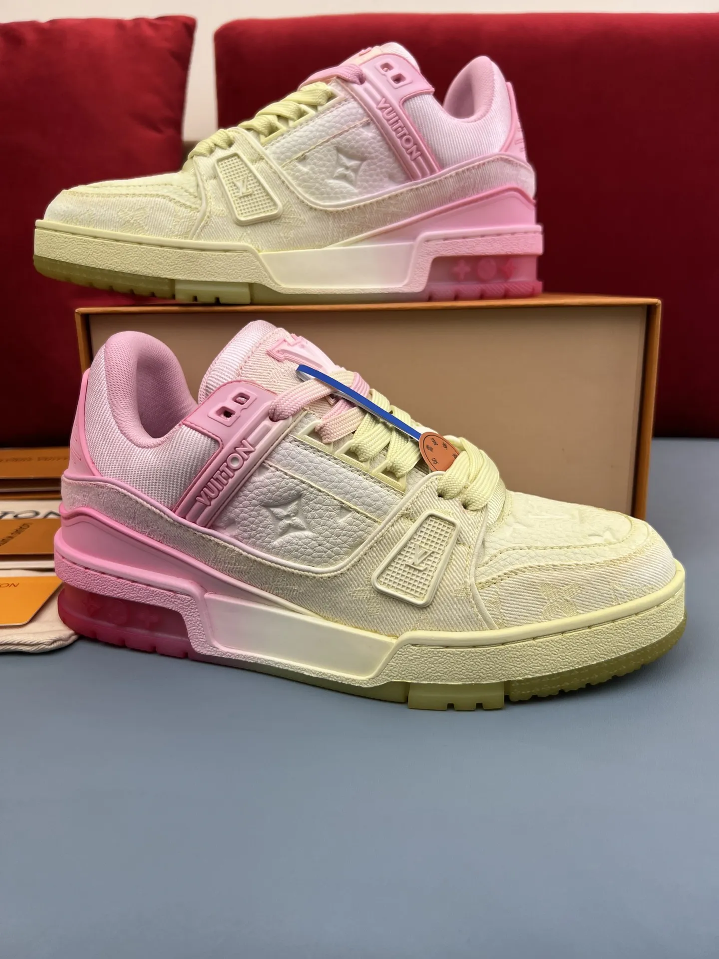 Functional Louis Vuitton Trainer Sneaker Pink Gradient – Replica Shoes & Louis Vuitton Fake 306
