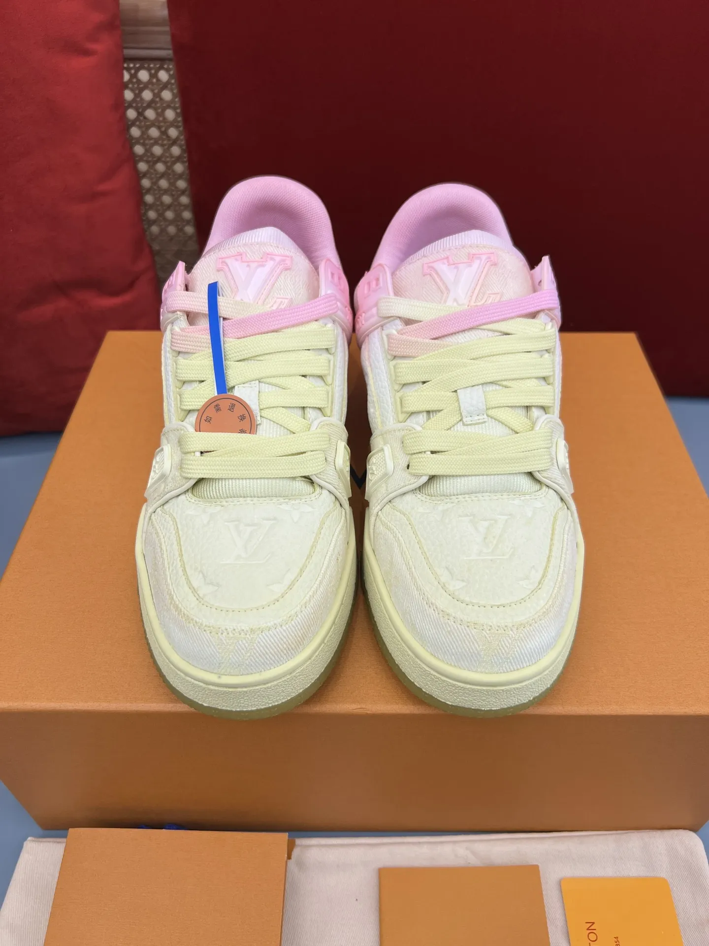 Functional Louis Vuitton Trainer Sneaker Pink Gradient – Replica Shoes & Louis Vuitton Fake 306