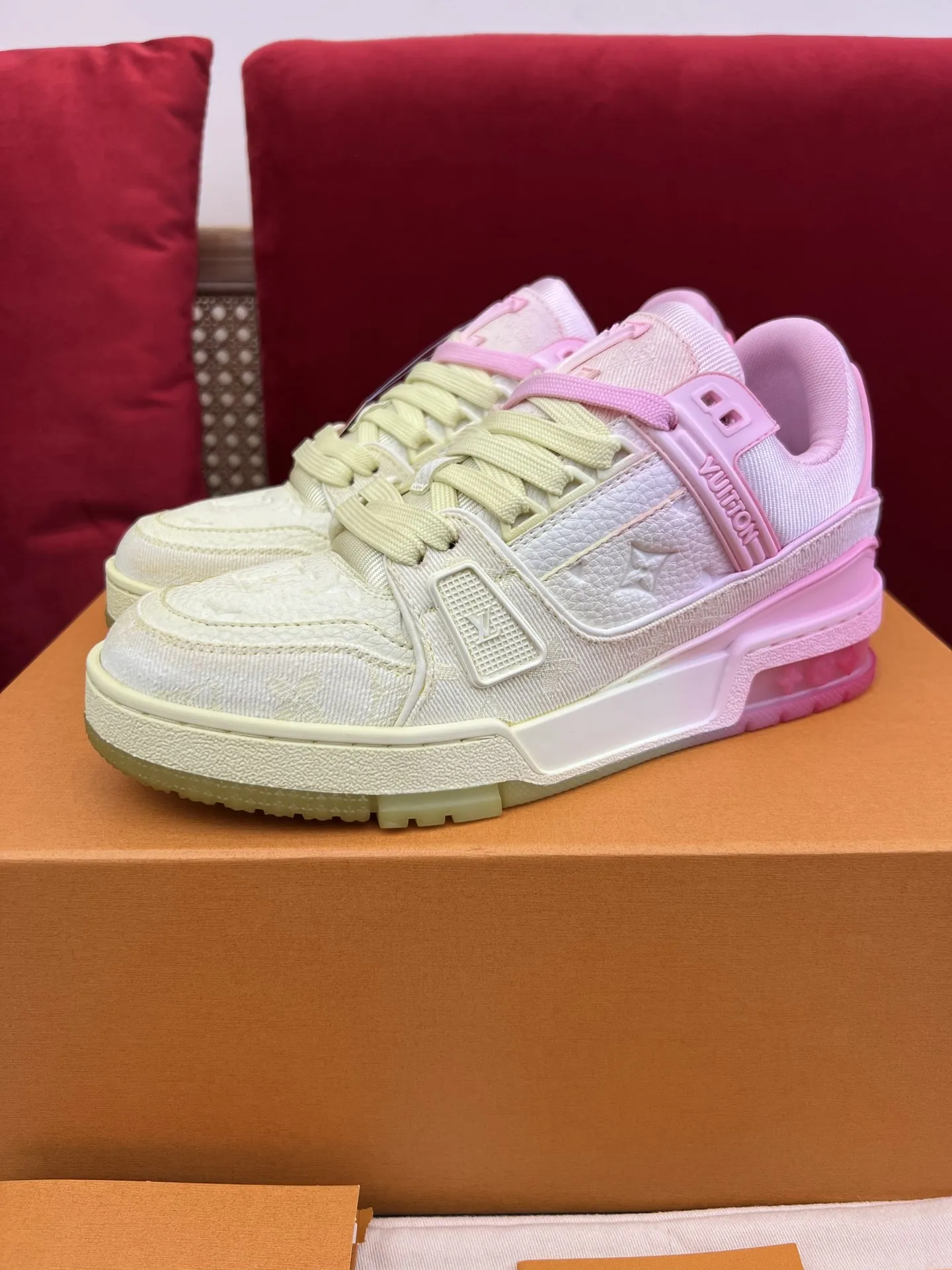 Functional Louis Vuitton Trainer Sneaker Pink Gradient – Replica Shoes & Louis Vuitton Fake 306