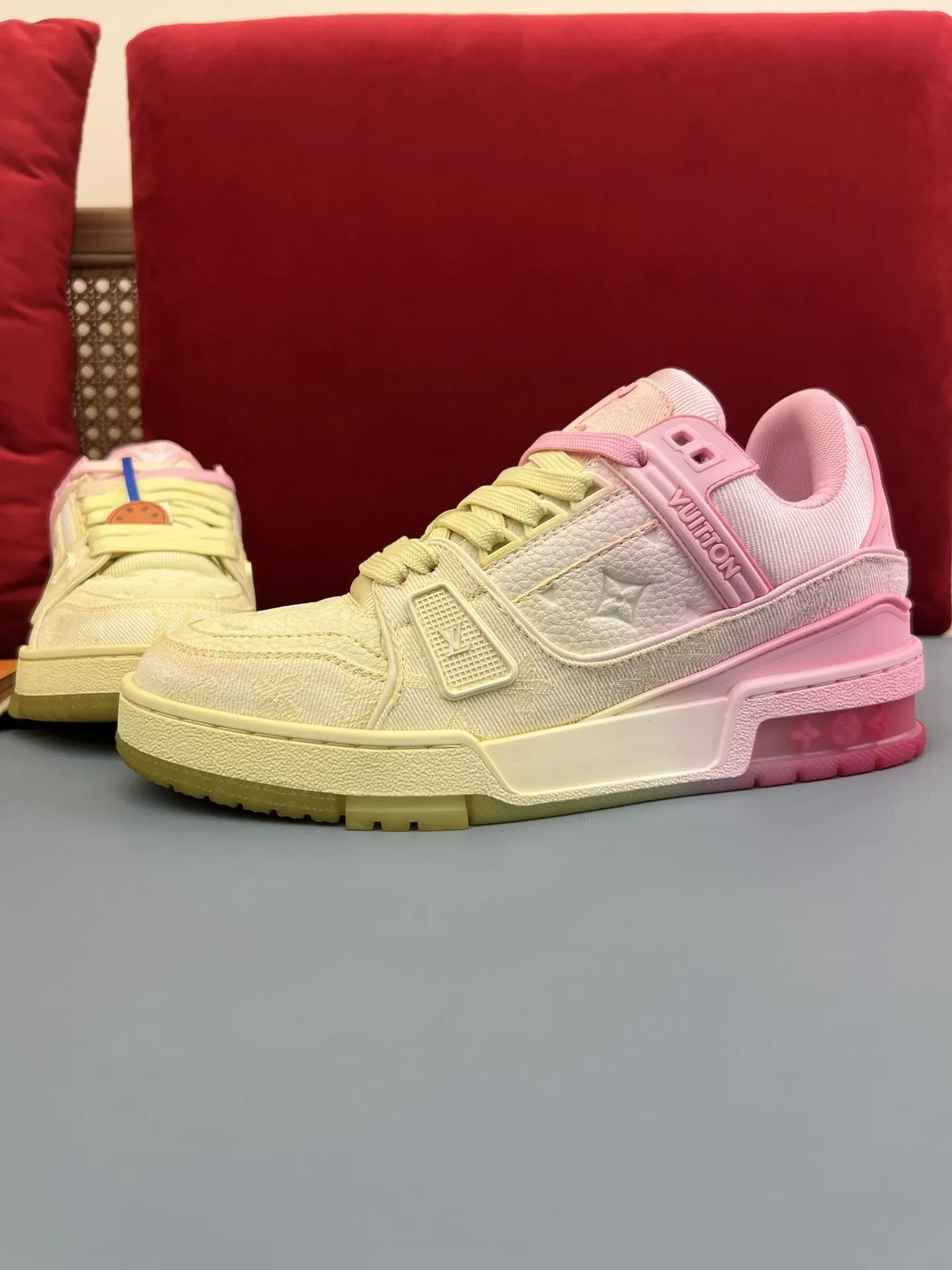 Functional Louis Vuitton Trainer Sneaker Pink Gradient – Replica Shoes & Louis Vuitton Fake 306