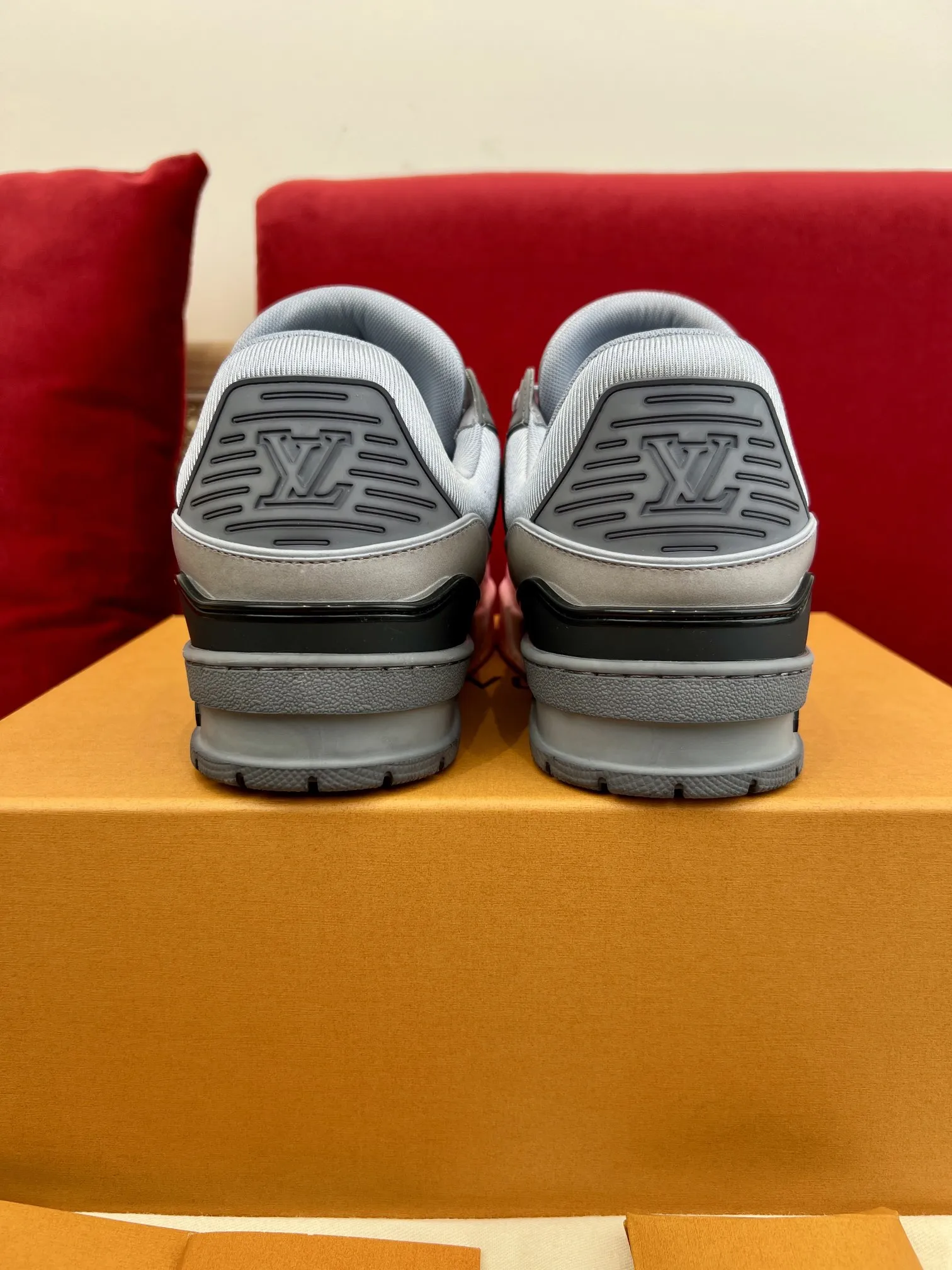 Louis Vuitton Trainer Sneaker Pink Grey – Replica Shoes & Louis Vuitton Fake WaterResistant 331