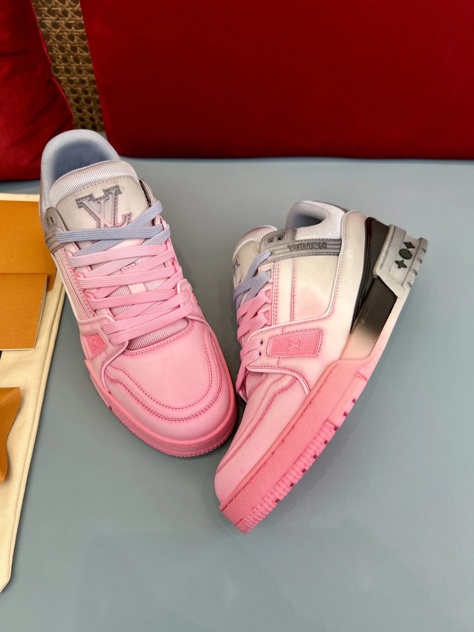 Louis Vuitton Trainer Sneaker Pink Grey – Replica Shoes & Louis Vuitton Fake WaterResistant 331