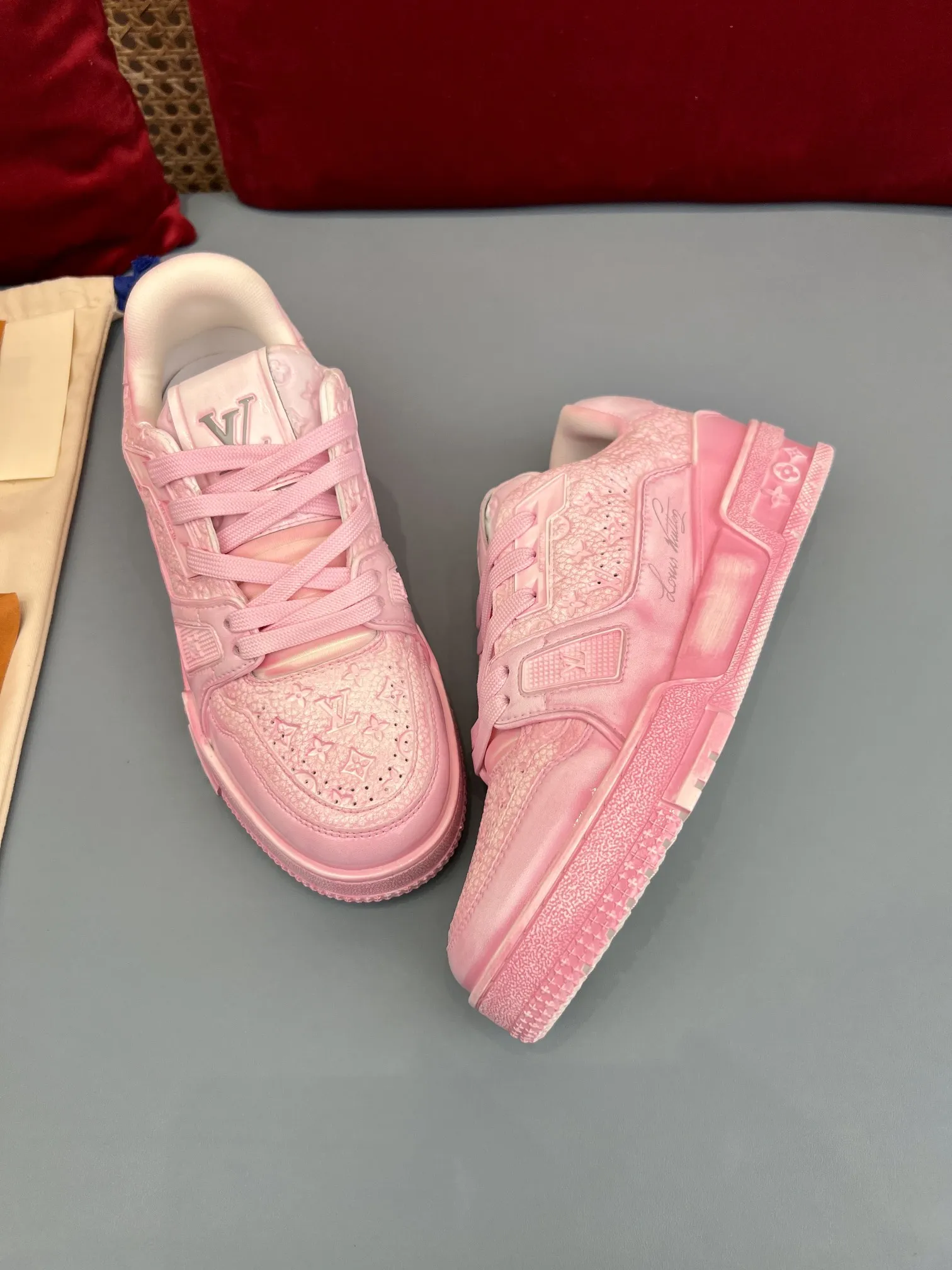 Trendy Louis Vuitton Trainer Sneaker Pink Lace-Up – Replica Shoes & Louis Vuitton Fake 314