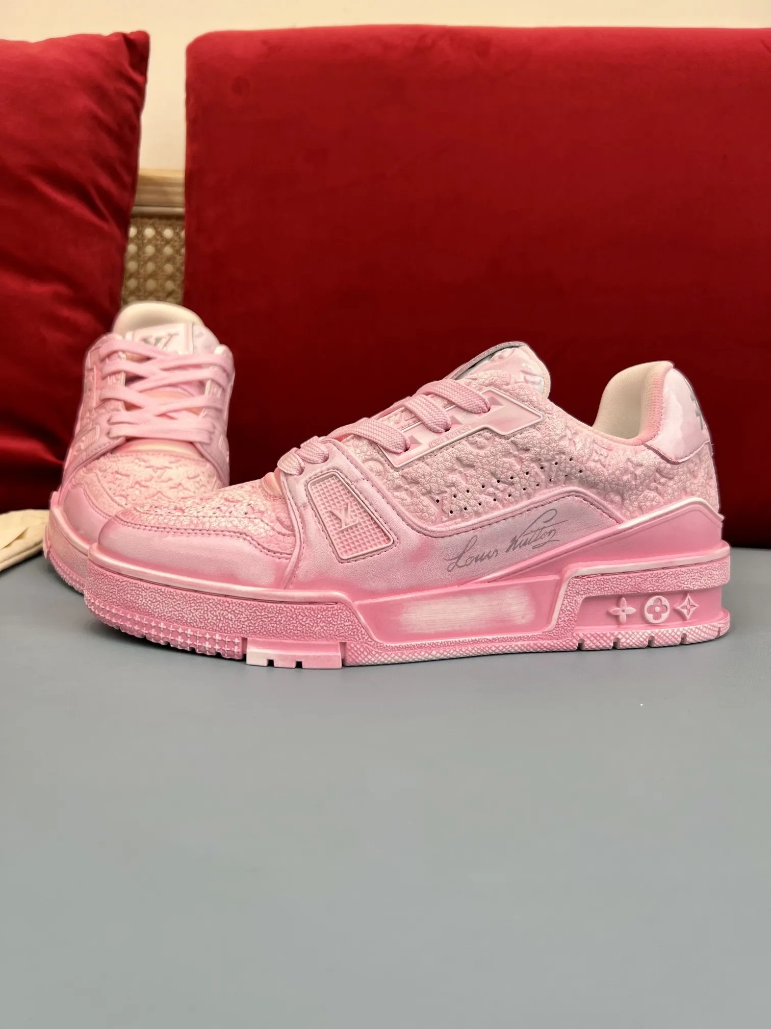 Trendy Louis Vuitton Trainer Sneaker Pink Lace-Up – Replica Shoes & Louis Vuitton Fake 314