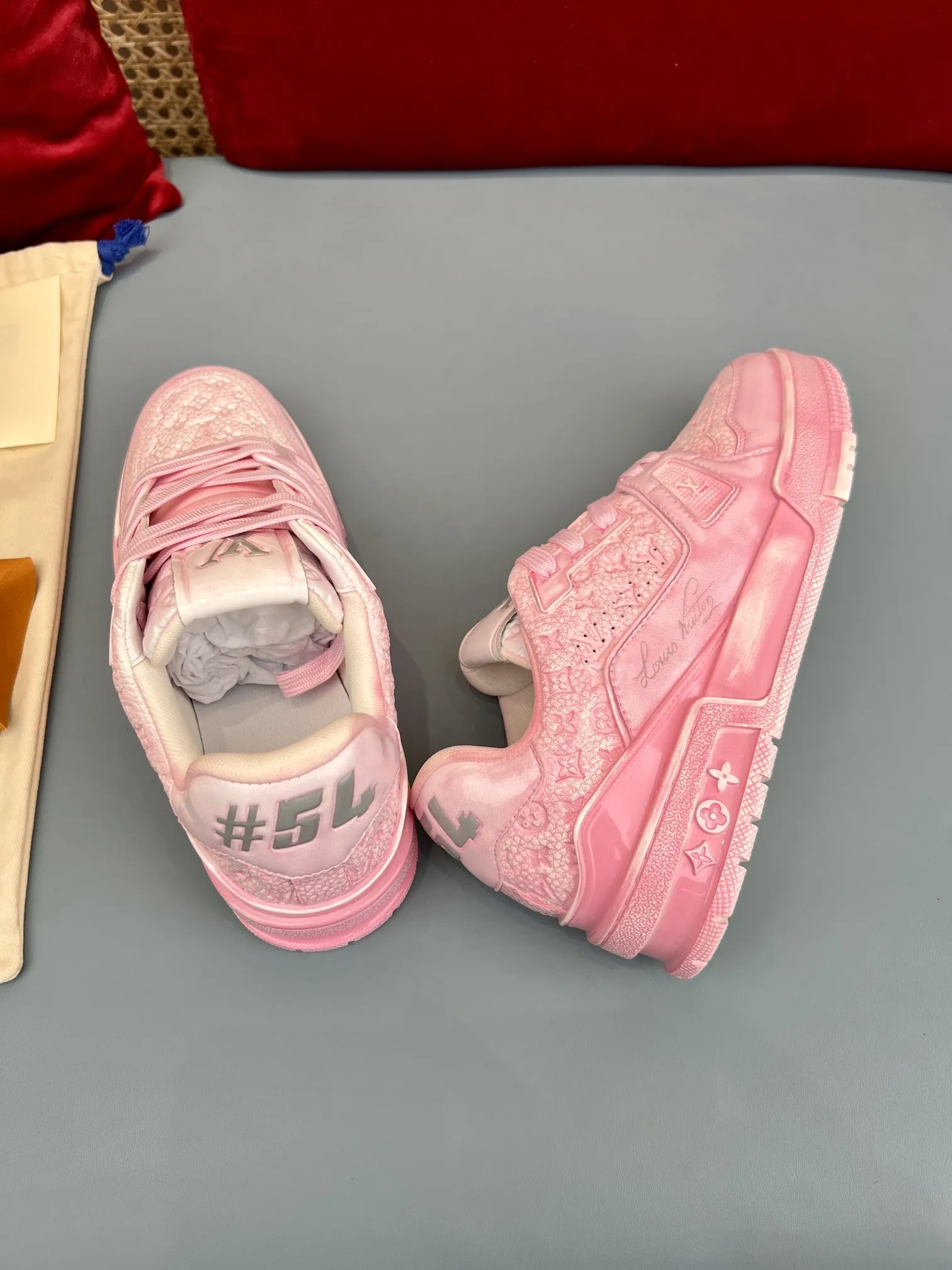 Trendy Louis Vuitton Trainer Sneaker Pink Lace-Up – Replica Shoes & Louis Vuitton Fake 314