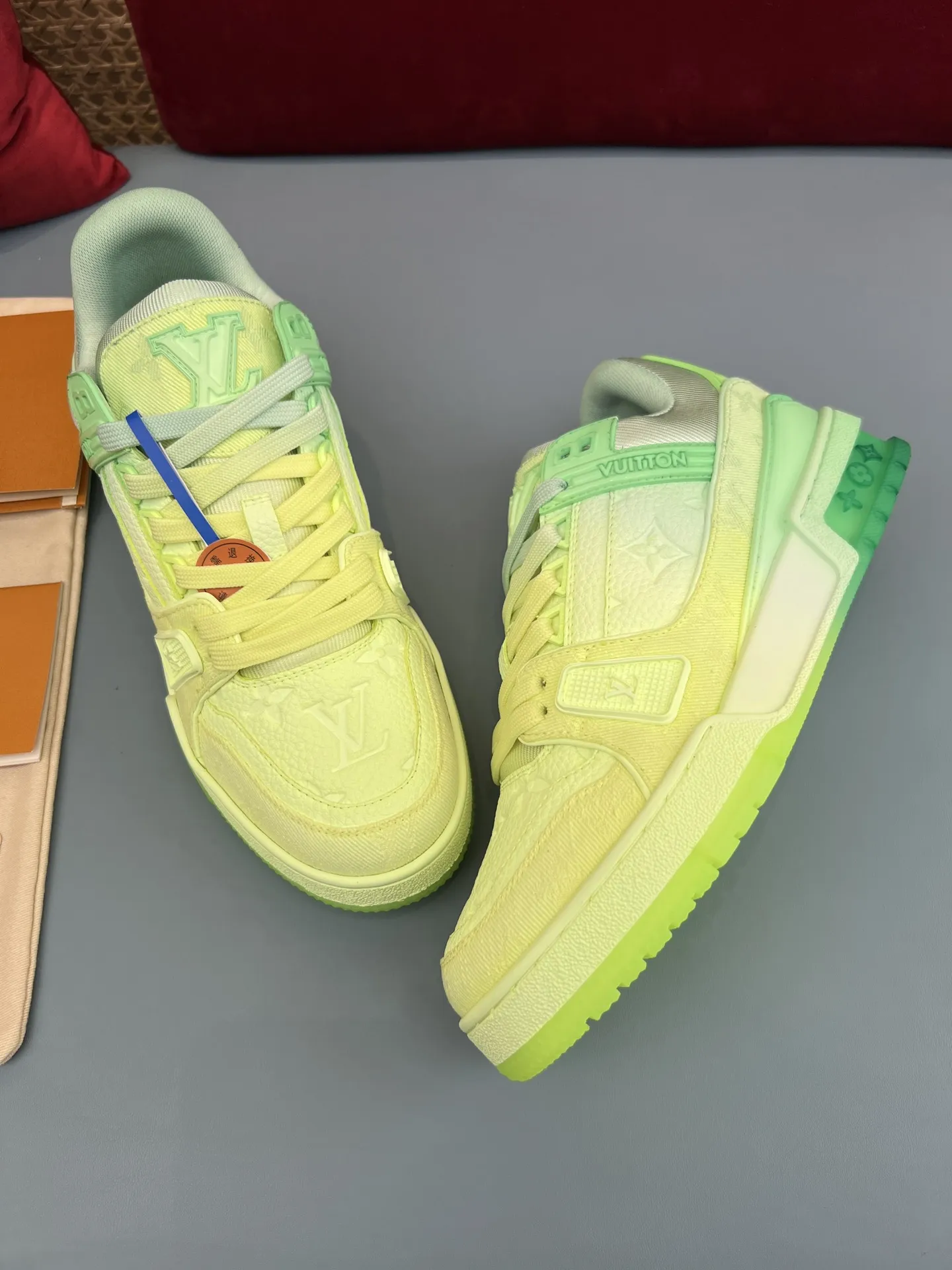 Louis Vuitton Trainer Sneaker Yellow Gradient – Replica Shoes & LV Fake Edition Fashionable 310
