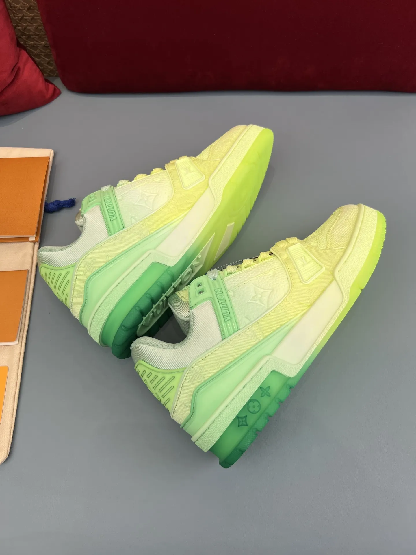 Louis Vuitton Trainer Sneaker Yellow Gradient – Replica Shoes & LV Fake Edition Fashionable 310