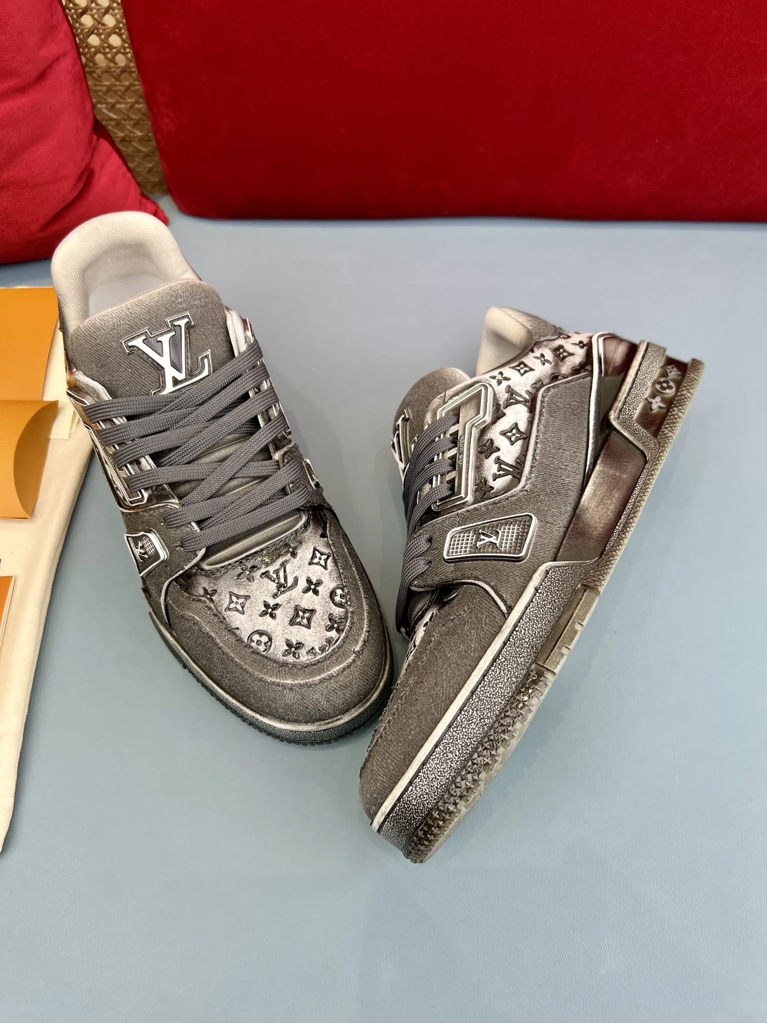 Louis Vuitton Trainer Sneakers Black Monogram – Replica Shoes & LV Fake Edition Unisex 337