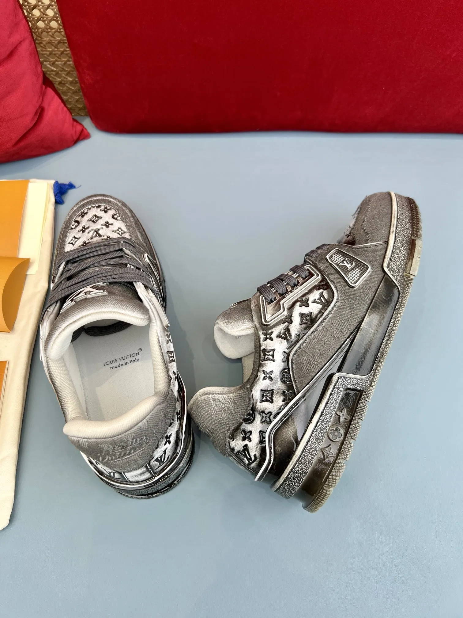 Louis Vuitton Trainer Sneakers Black Monogram – Replica Shoes & LV Fake Edition Unisex 337