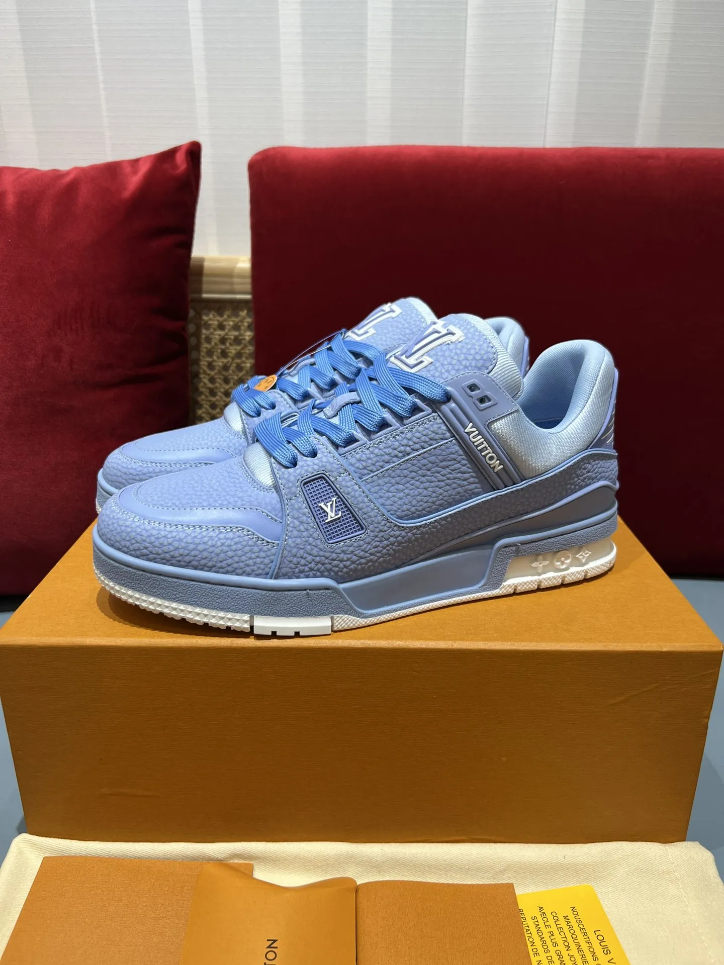 Louis Vuitton Trainer Sneakers Blue Monogram –  Replica Shoes & Rep Footwear OdorResistant 369