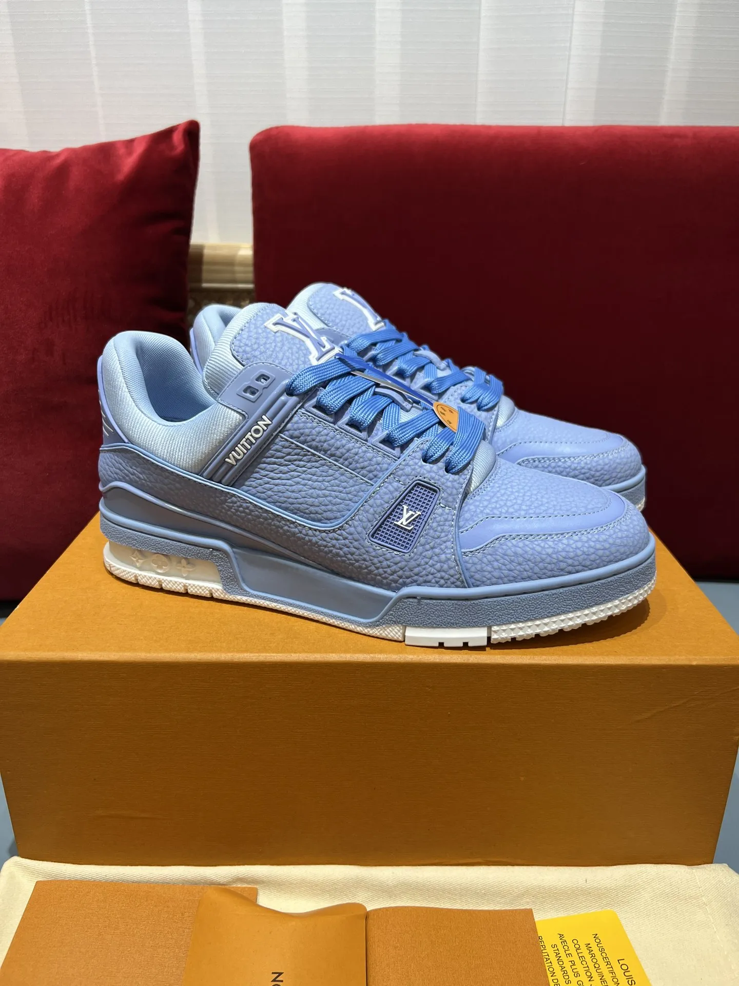 Louis Vuitton Trainer Sneakers Blue Monogram –  Replica Shoes & Rep Footwear OdorResistant 369