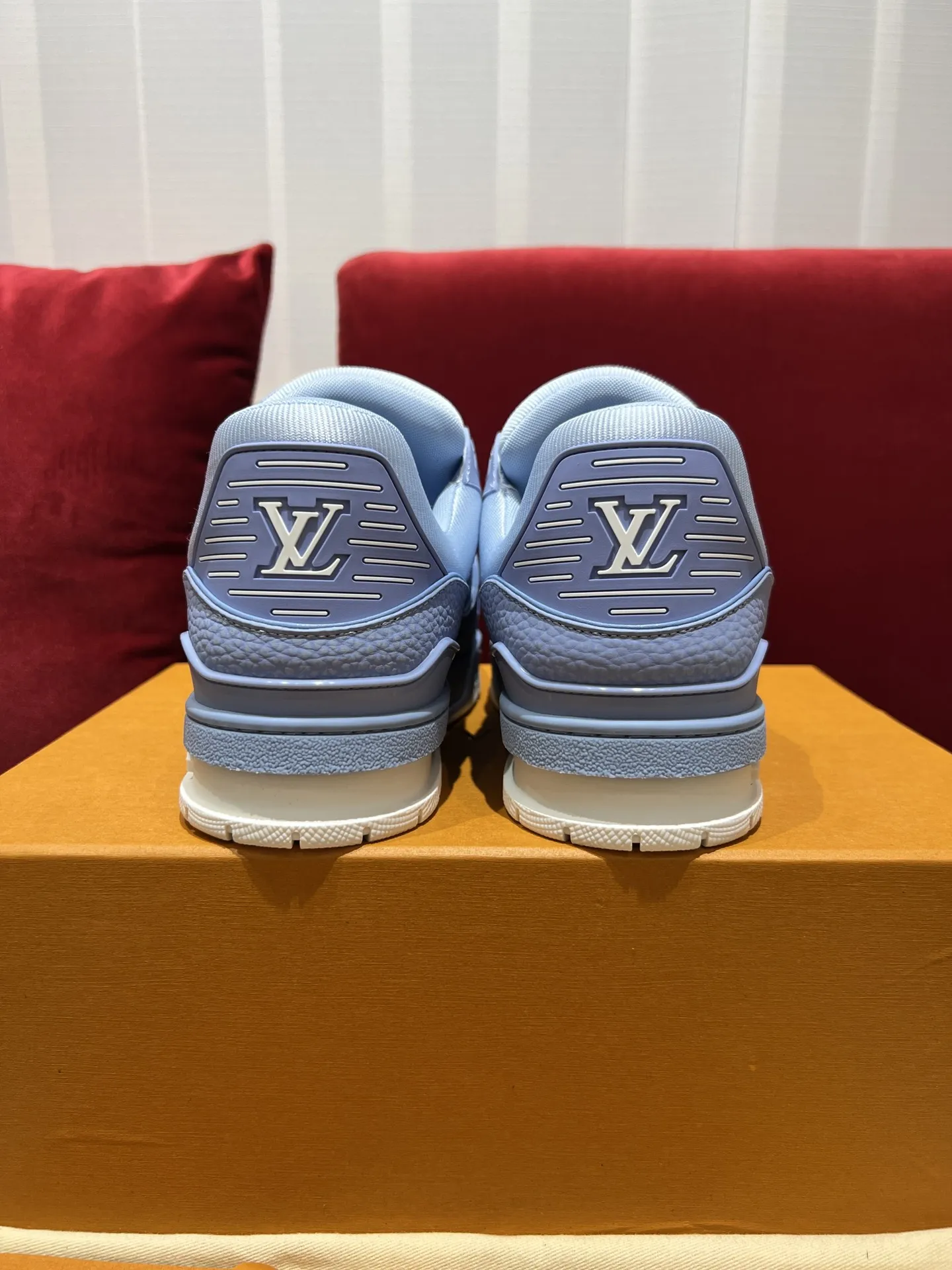Louis Vuitton Trainer Sneakers Blue Monogram –  Replica Shoes & Rep Footwear OdorResistant 369