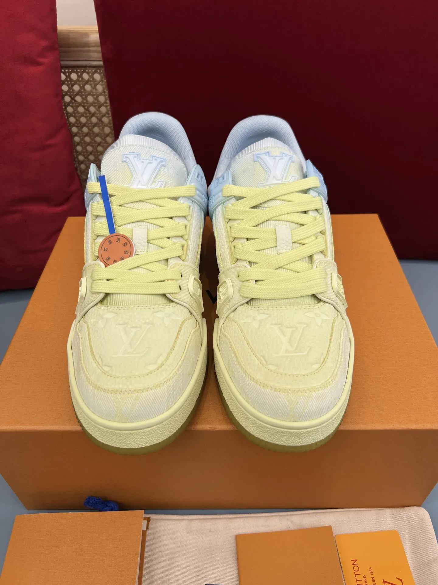Louis Vuitton Trainer Sneakers Yellow Blue – Replica Shoes & Louis Vuitton Fake Upgraded 309