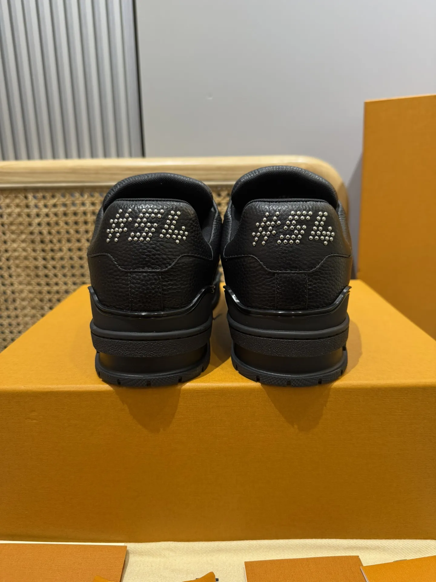 Comfortable Louis Vuitton Trainer Studded Black Sneakers – Replica Shoes & Louis Vuitton Fake Collection 414