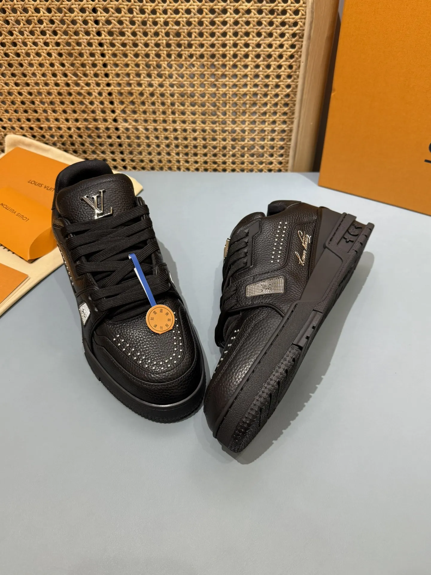 Comfortable Louis Vuitton Trainer Studded Black Sneakers – Replica Shoes & Louis Vuitton Fake Collection 414