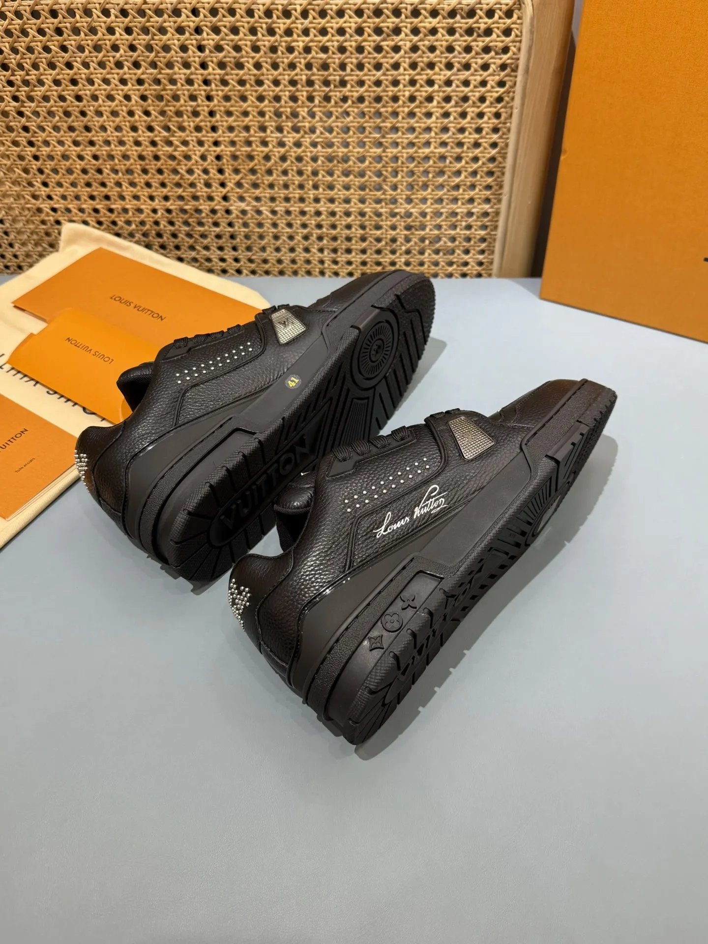 Comfortable Louis Vuitton Trainer Studded Black Sneakers – Replica Shoes & Louis Vuitton Fake Collection 414