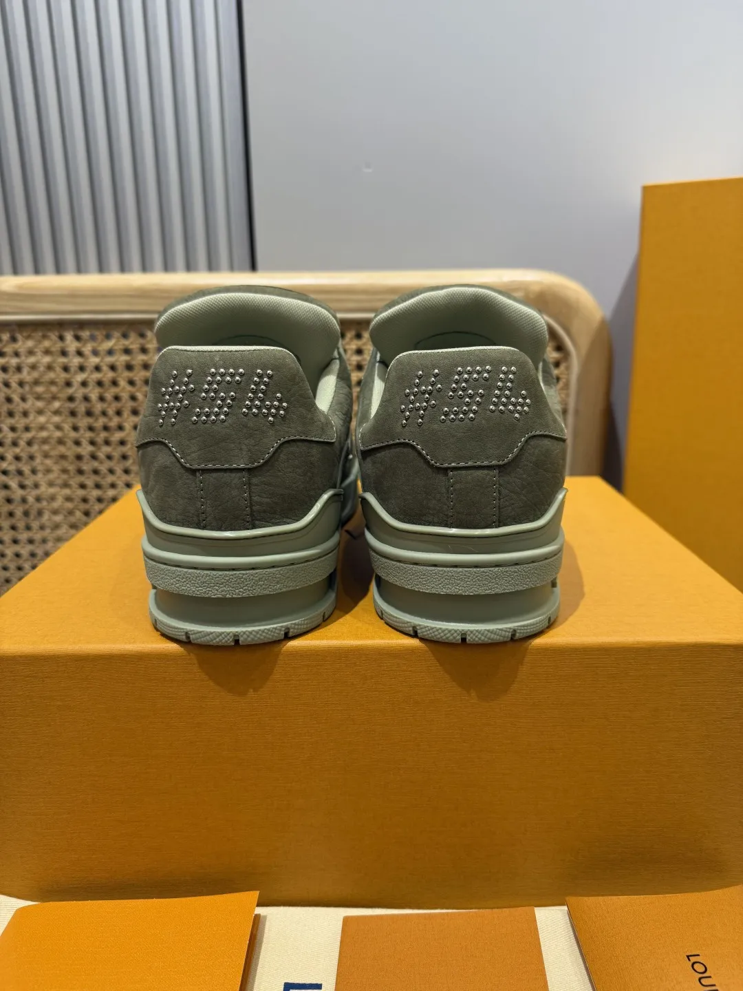 Louis Vuitton Trainer Studded Green Sneakers – Replica Shoes & Louis Vuitton Replica Durable 417