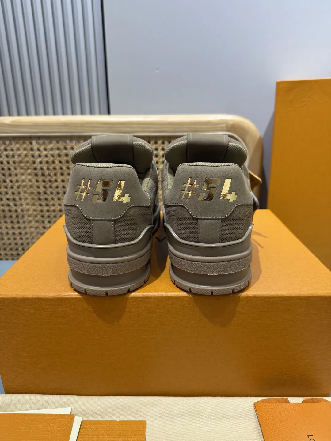 Louis Vuitton Trainer Taupe Suede Sneakers –  Replica Shoes & Louis Vuitton Fake Thermal 451