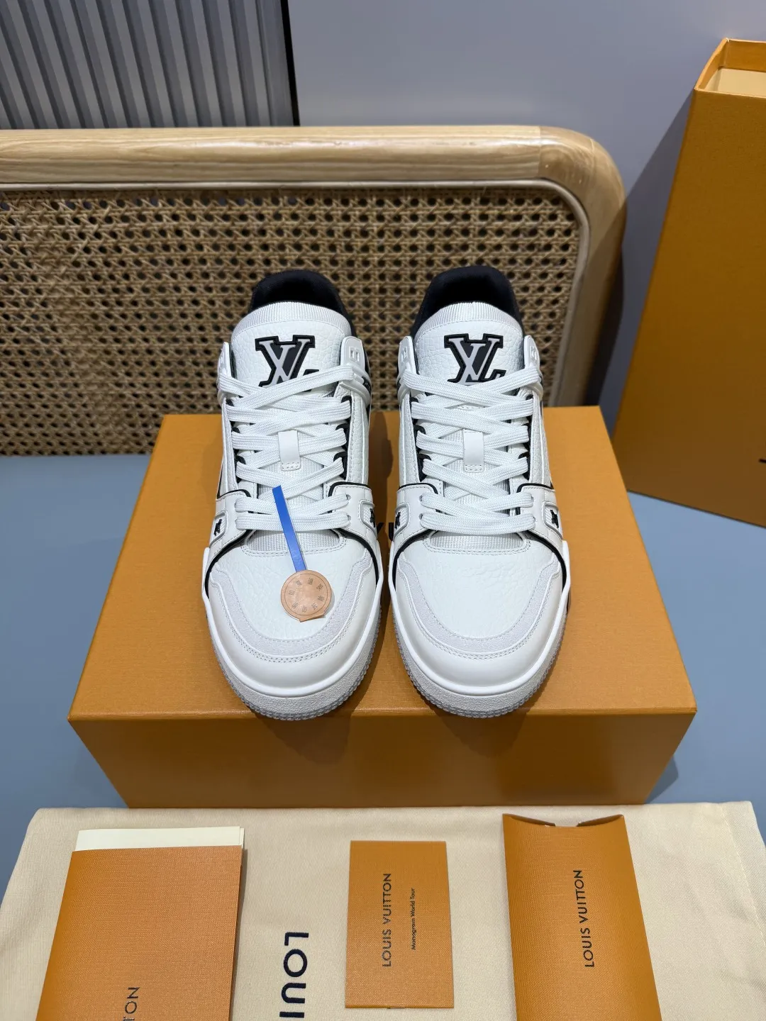 Louis Vuitton Trainer White Black Replica  Shoes – Rep Shoes & LV Replica SportInspired 379