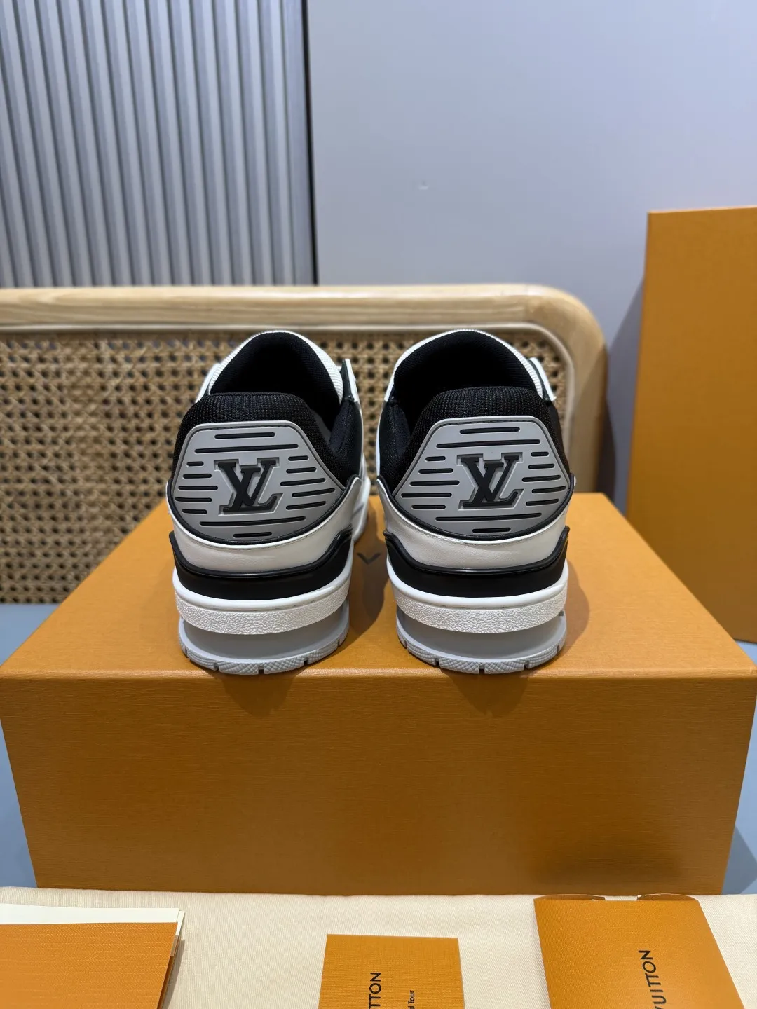 Louis Vuitton Trainer White Black Replica  Shoes – Rep Shoes & LV Replica SportInspired 379