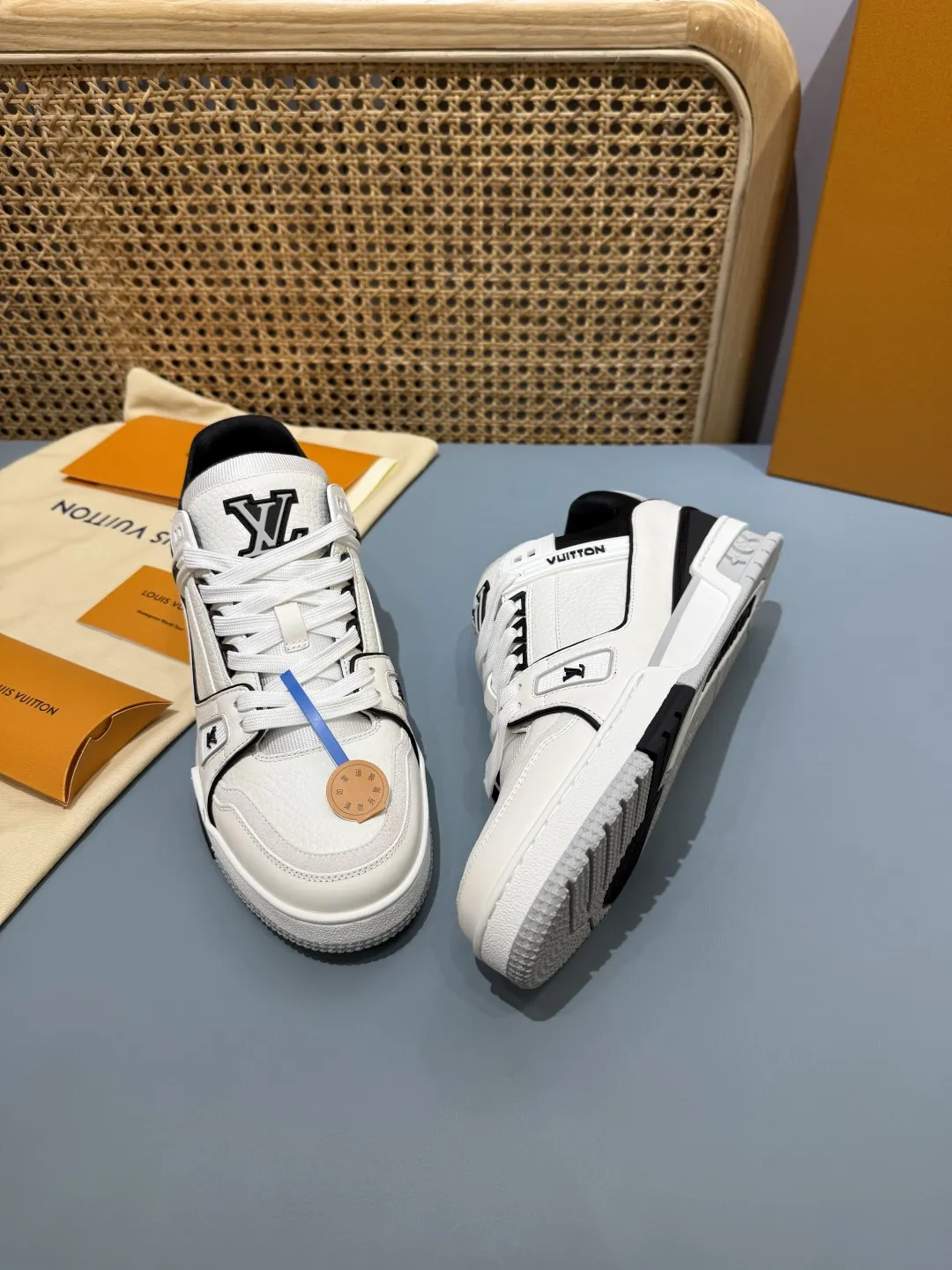 Louis Vuitton Trainer White Black Replica  Shoes – Rep Shoes & LV Replica SportInspired 379