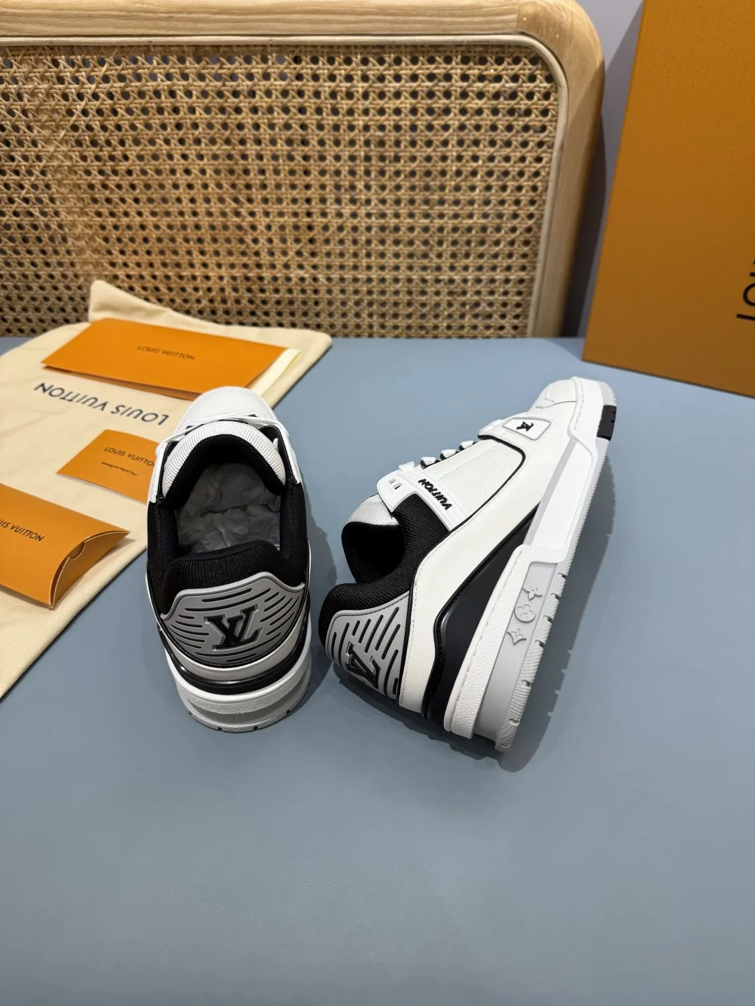 Louis Vuitton Trainer White Black Replica  Shoes – Rep Shoes & LV Replica SportInspired 379
