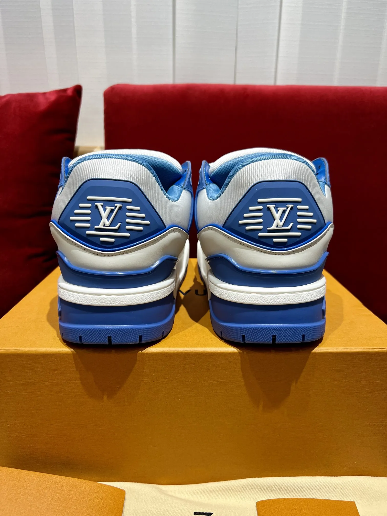 Louis Vuitton Trainer White Blue Replica Shoes –  Rep Sneakers TechFriendly 358