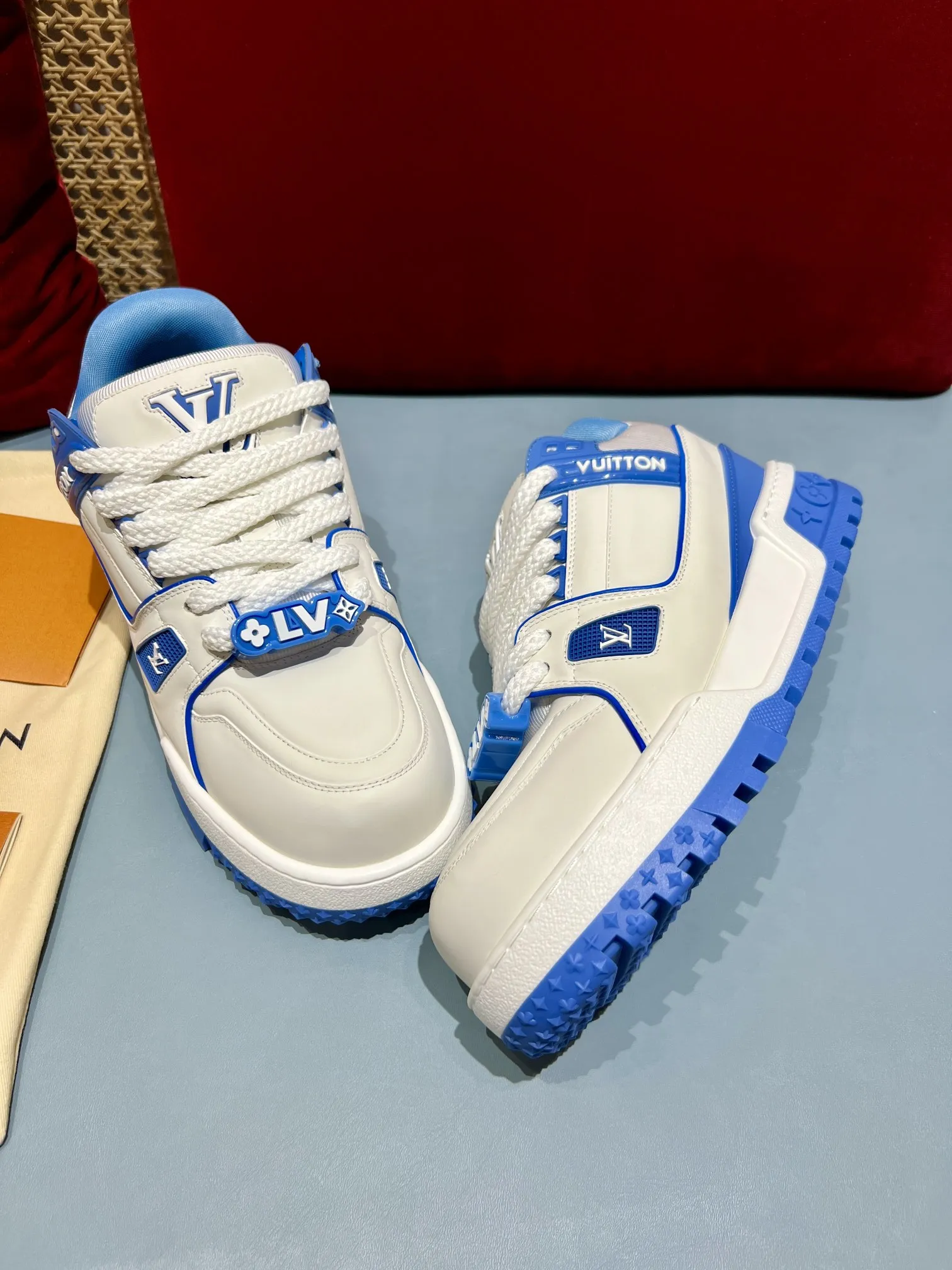 Louis Vuitton Trainer White Blue Replica Shoes –  Rep Sneakers TechFriendly 358