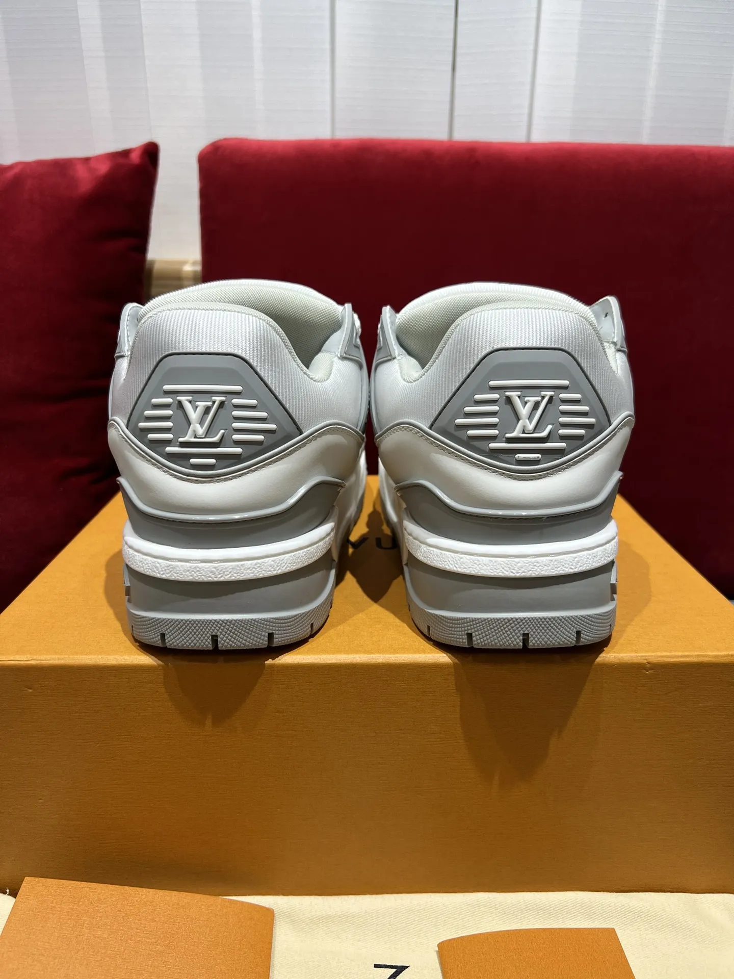 FlexibleFit Louis Vuitton Trainer White  Replica Shoes with Rep Shoes Design 359