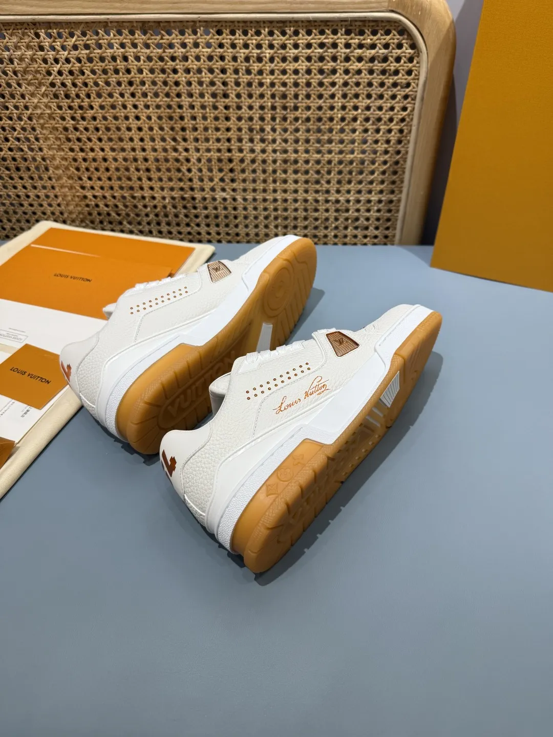 Louis Vuitton Trainer White  Sneakers – Premium Replica Shoes & Rep Footwear ComfortFit 389