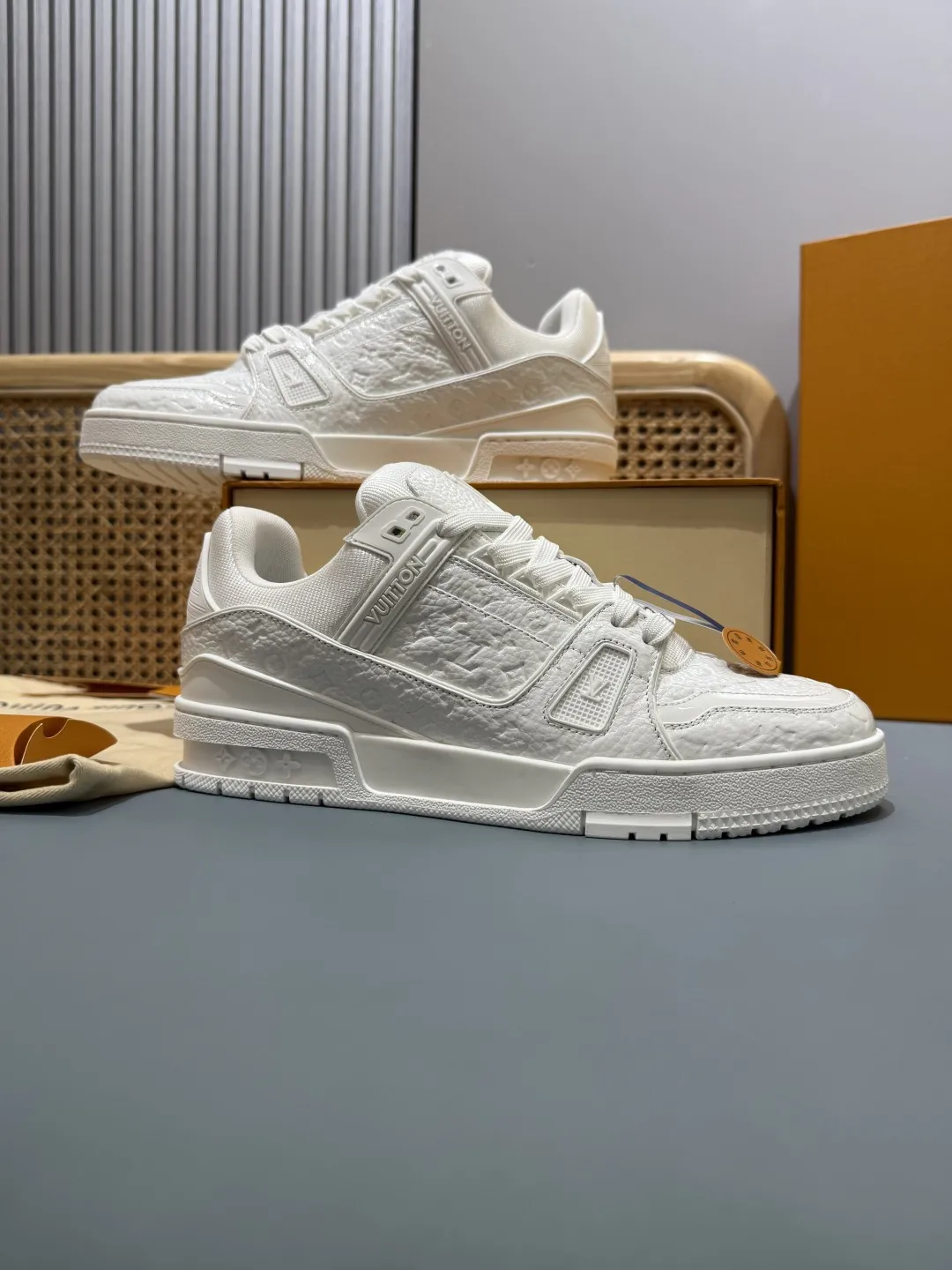 QuickDry Louis Vuitton Trainer White  Sneakers – Replica LV Style Rep Shoes 446