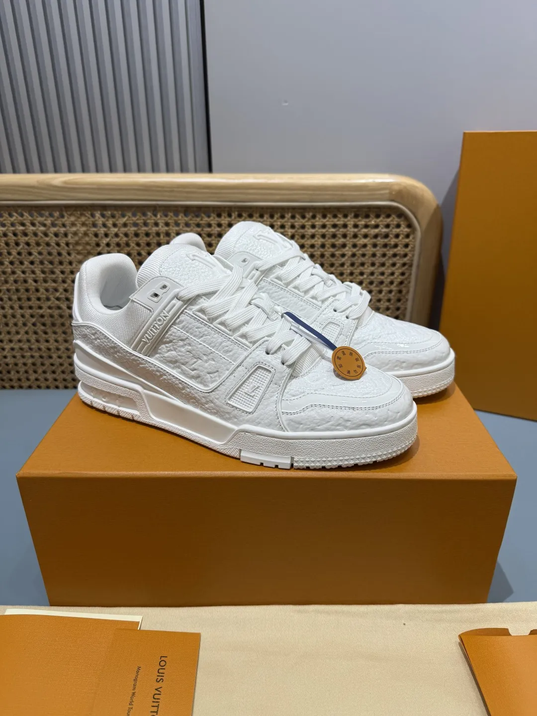 QuickDry Louis Vuitton Trainer White  Sneakers – Replica LV Style Rep Shoes 446