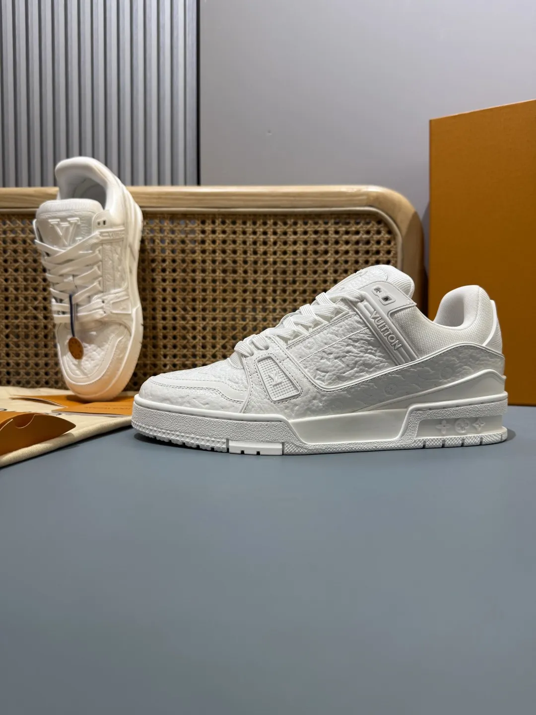 QuickDry Louis Vuitton Trainer White  Sneakers – Replica LV Style Rep Shoes 446