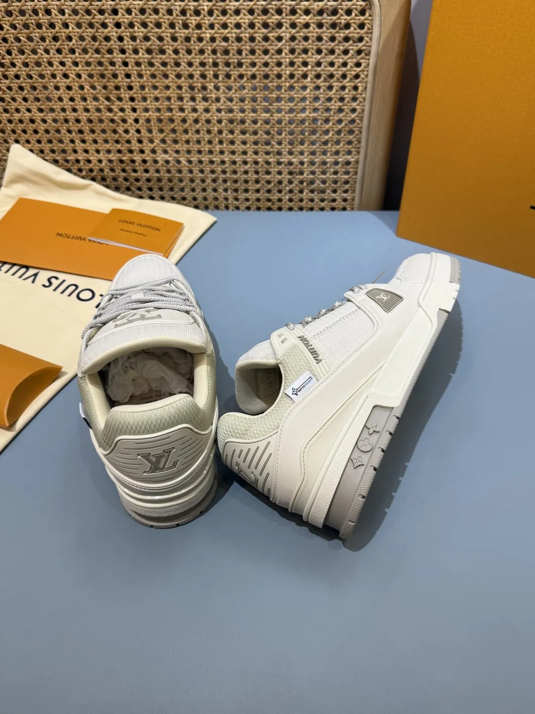 Louis Vuitton Trainer White  Sneakers – Replica Shoes & Louis Vuitton Fake Collection Durable 418