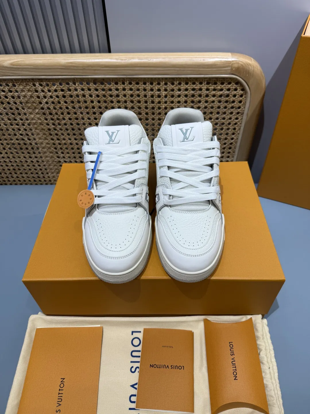 Louis Vuitton Trainer White  Sneakers – Replica Shoes & Louis Vuitton Fake Edition Reliable 393