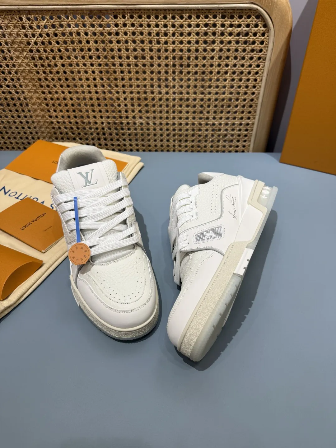 Louis Vuitton Trainer White  Sneakers – Replica Shoes & Louis Vuitton Fake Edition Reliable 393