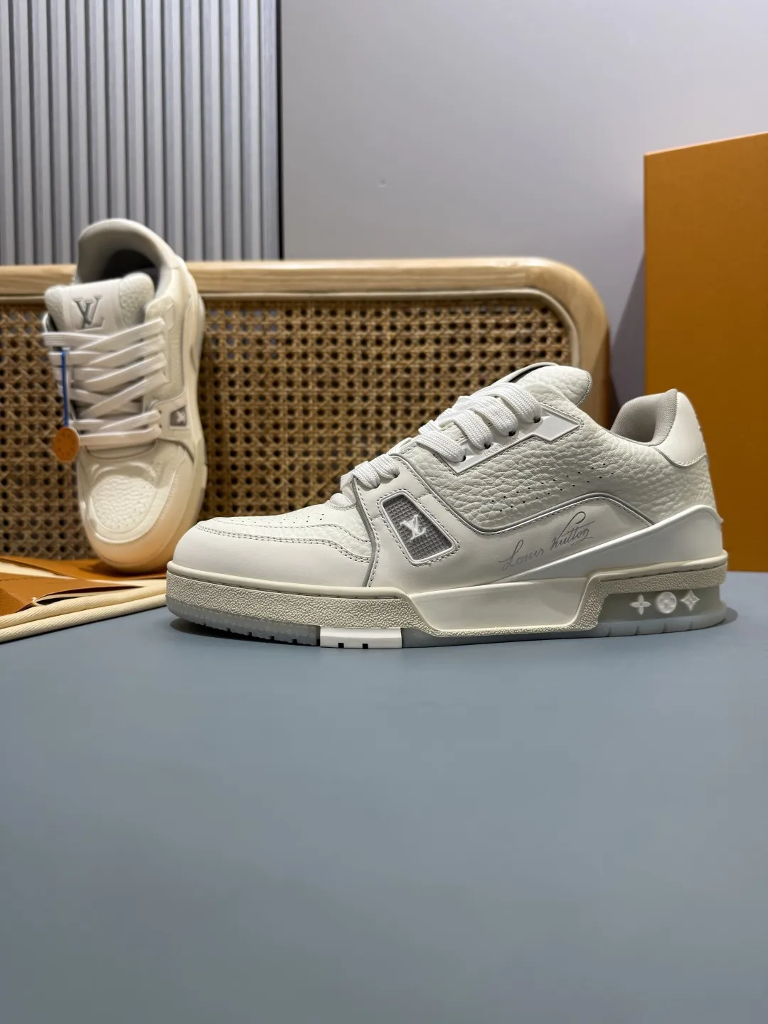 Louis Vuitton Trainer White  Sneakers – Replica Shoes & Louis Vuitton Fake Edition Reliable 393