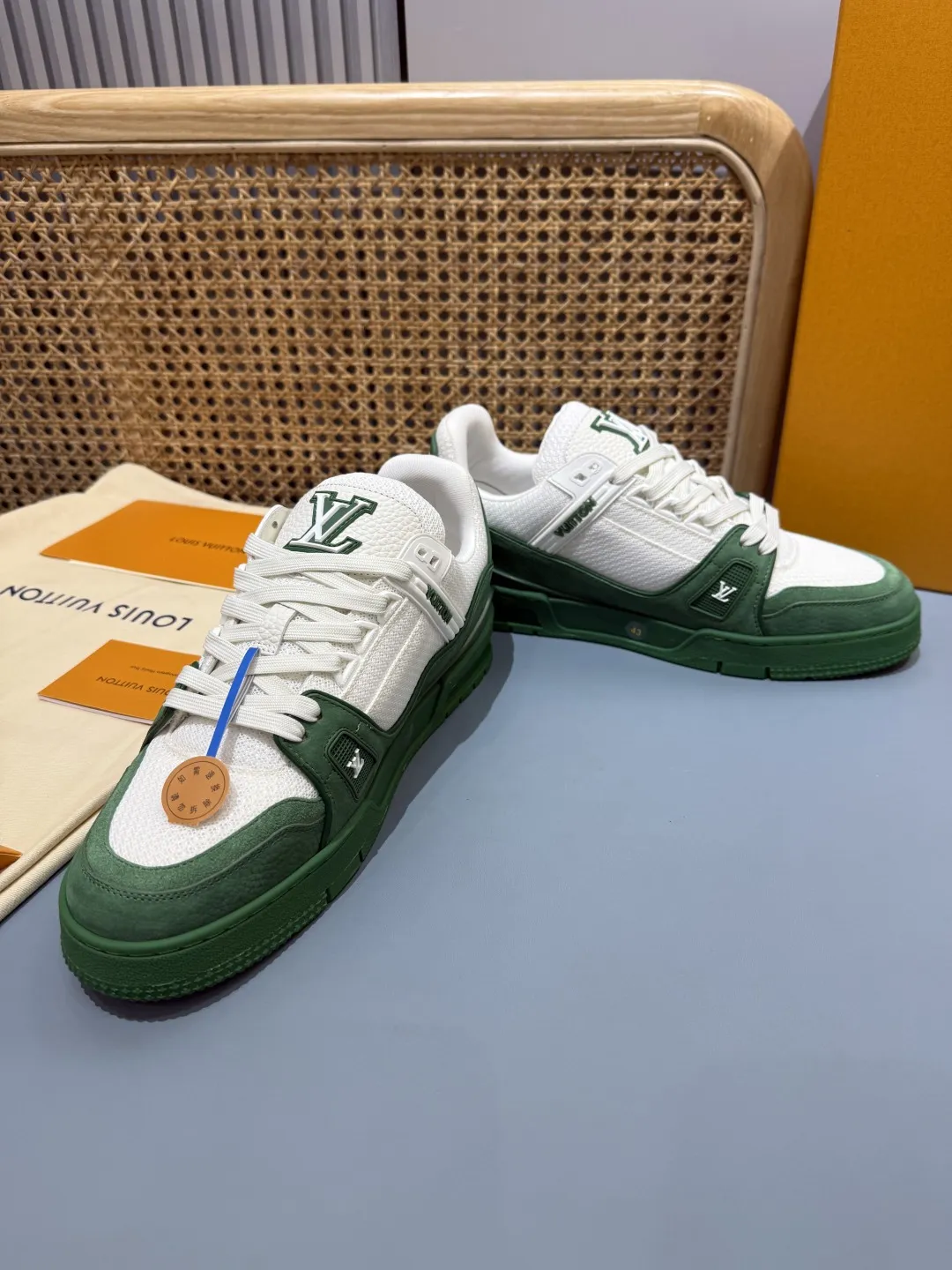 Modern Louis Vuitton Trainer White Green Low Top Rep Shoes –  Replica Shoes 411
