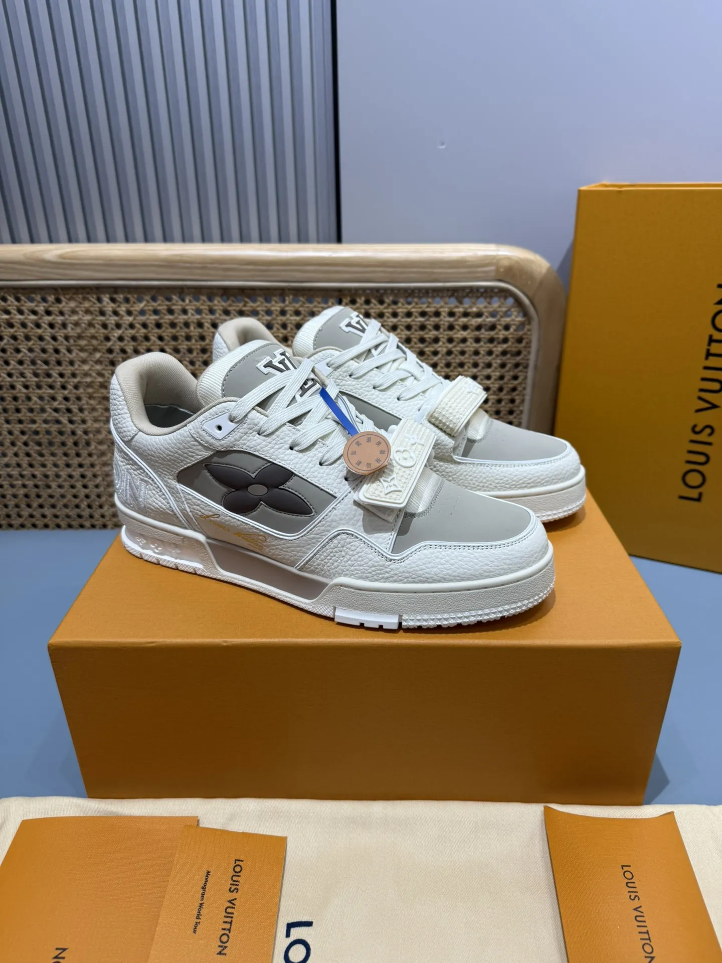 SunProtective Louis Vuitton Trainer White Grey Replica Shoes with Rep Sneakers Style 419