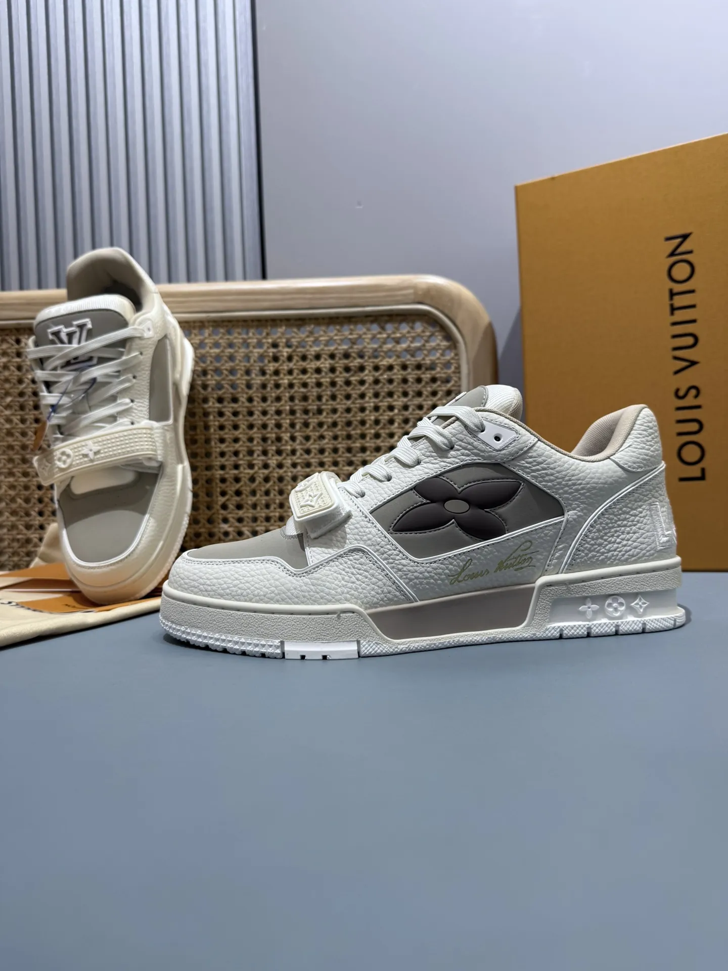 SunProtective Louis Vuitton Trainer White Grey Replica Shoes with Rep Sneakers Style 419