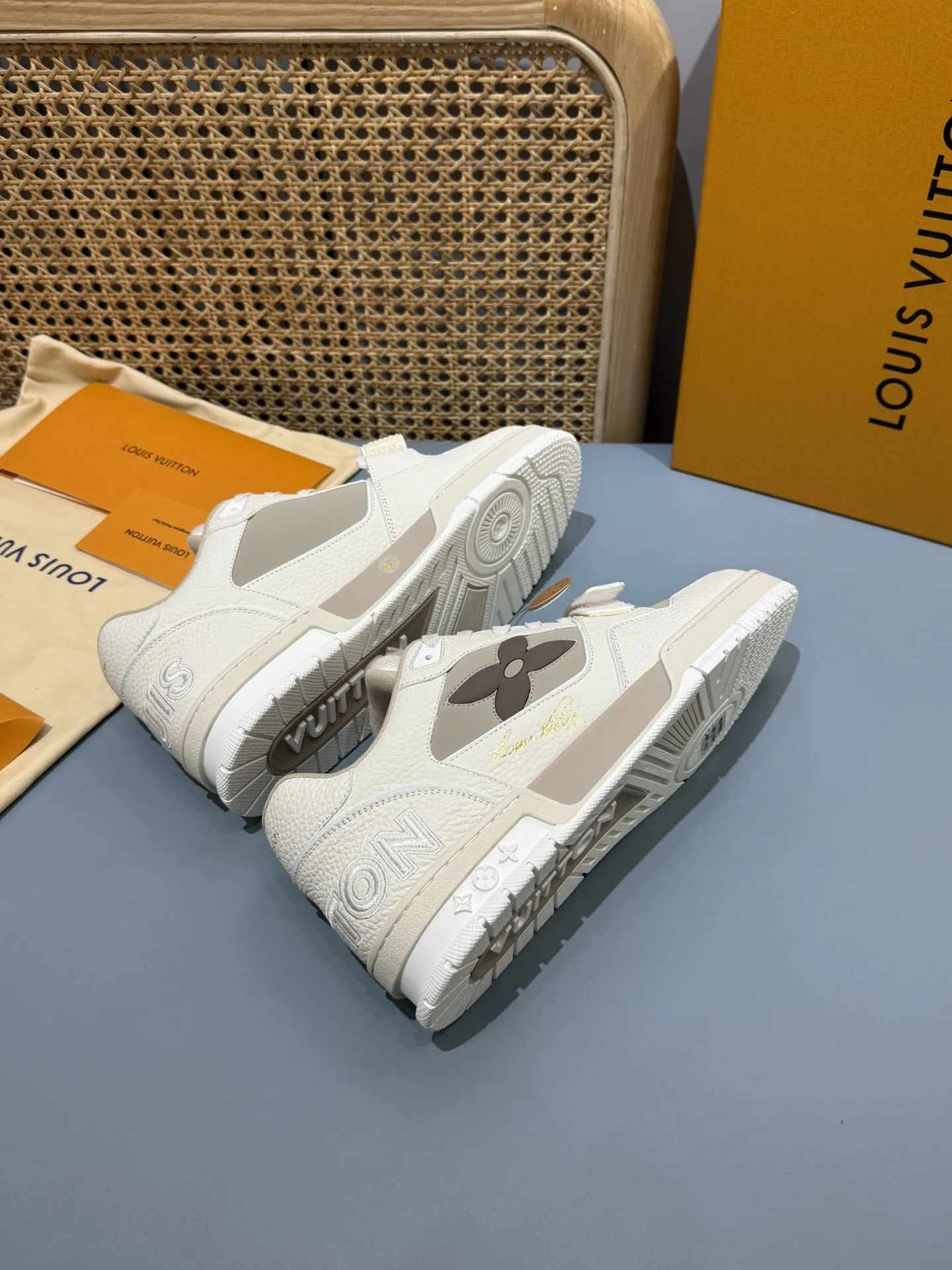 SunProtective Louis Vuitton Trainer White Grey Replica Shoes with Rep Sneakers Style 419