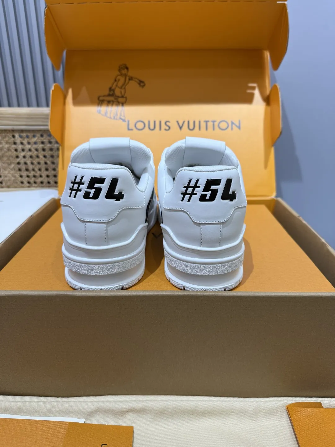 Louis Vuitton Trainer White Monogram Replica Shoes with Fake LV Design FlexibleFit 435