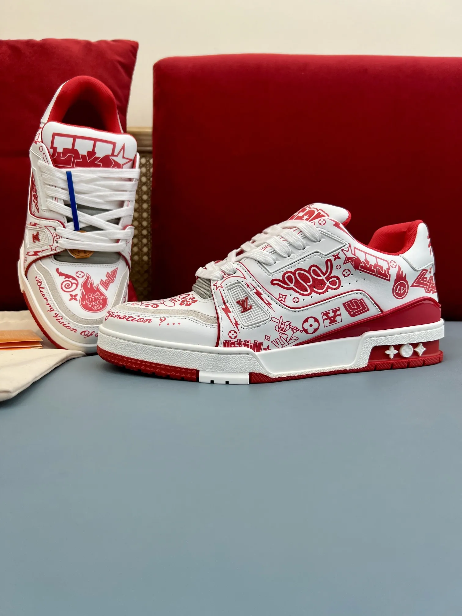 Louis Vuitton Trainer White Red Replica Shoes with Rep Sneakers Style Comfortable 346