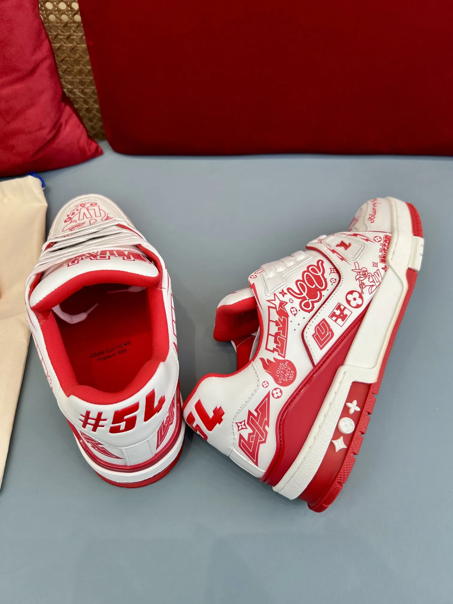 Louis Vuitton Trainer White Red Replica Shoes with Rep Sneakers Style Comfortable 346