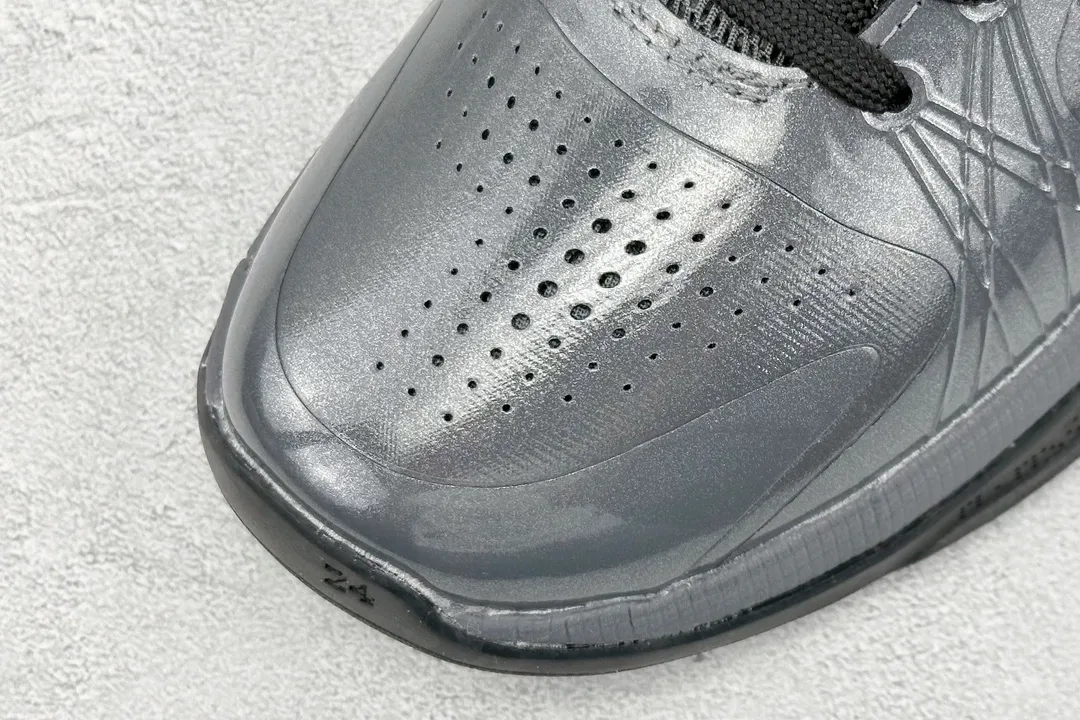 NK Zoom Kobe 5 Protro – Metallic Silver Black – High-Quality Rep Shoes with Replica Nike Design UrbanStyle 1461