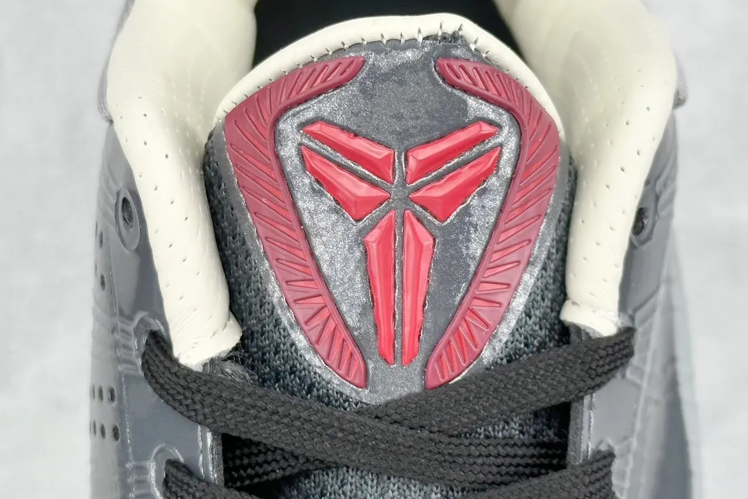 NK Zoom Kobe 5 Protro – Metallic Silver Black – High-Quality Rep Shoes with Replica Nike Design UrbanStyle 1461